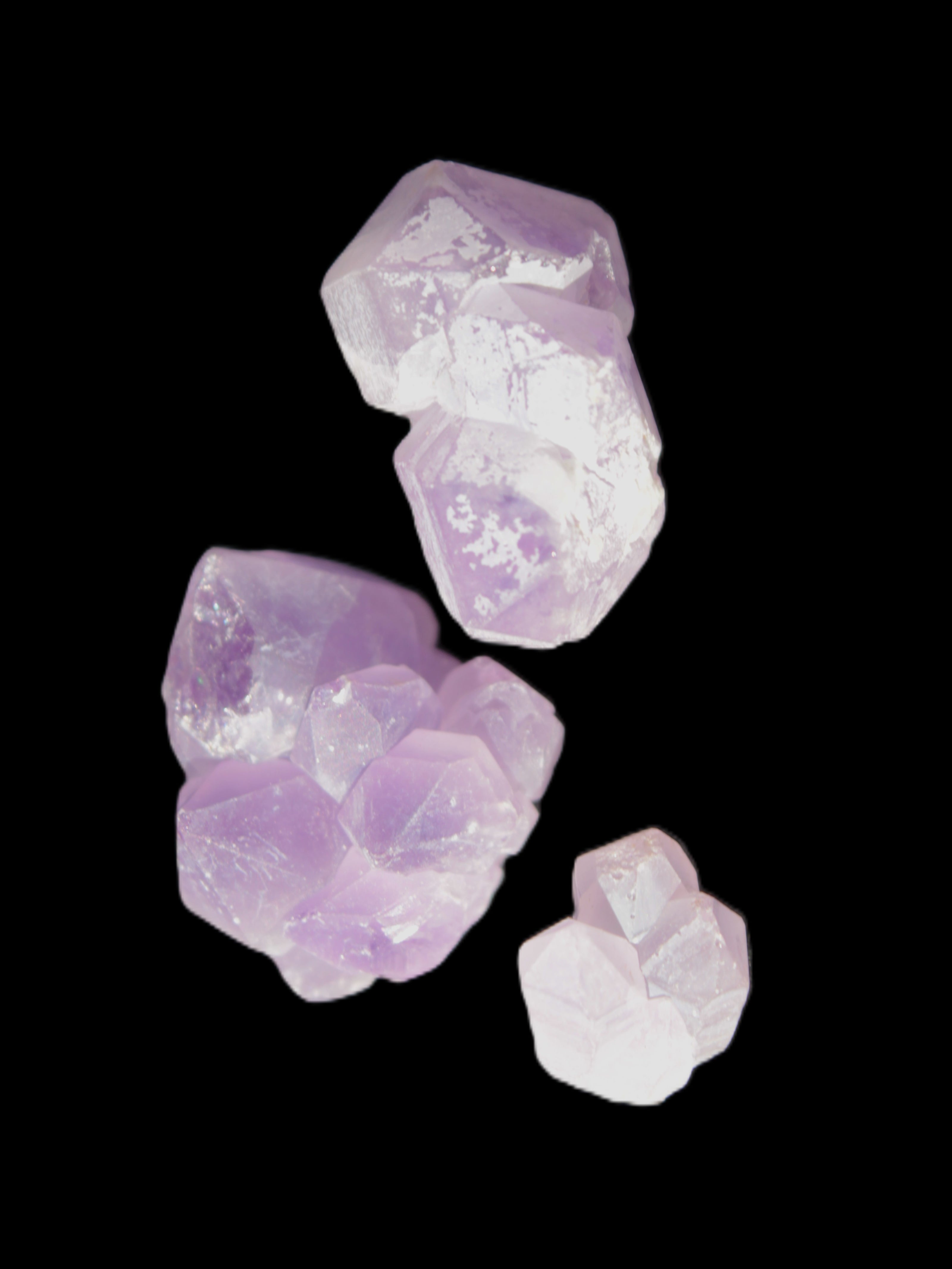 Natural Elestial Amethyst 2/3 crystals 12-14g in bright sunlight