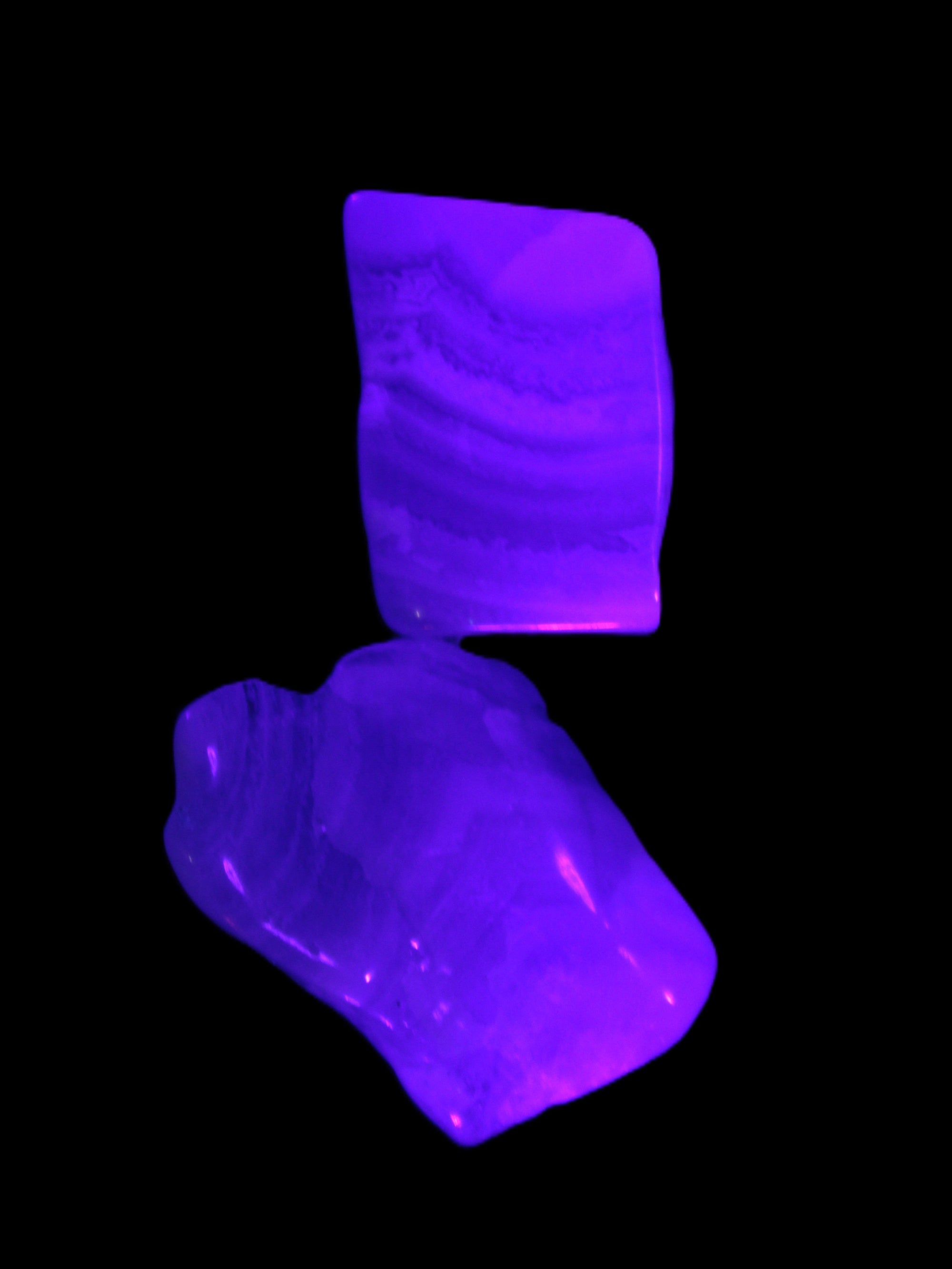 Blue Lace Agate 2 polished stones 10g in UV light Rocks and Things Store