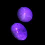 Purple/Lilac Kunzite 2 polished crystals 10g in UV light - Rocks and Things Store