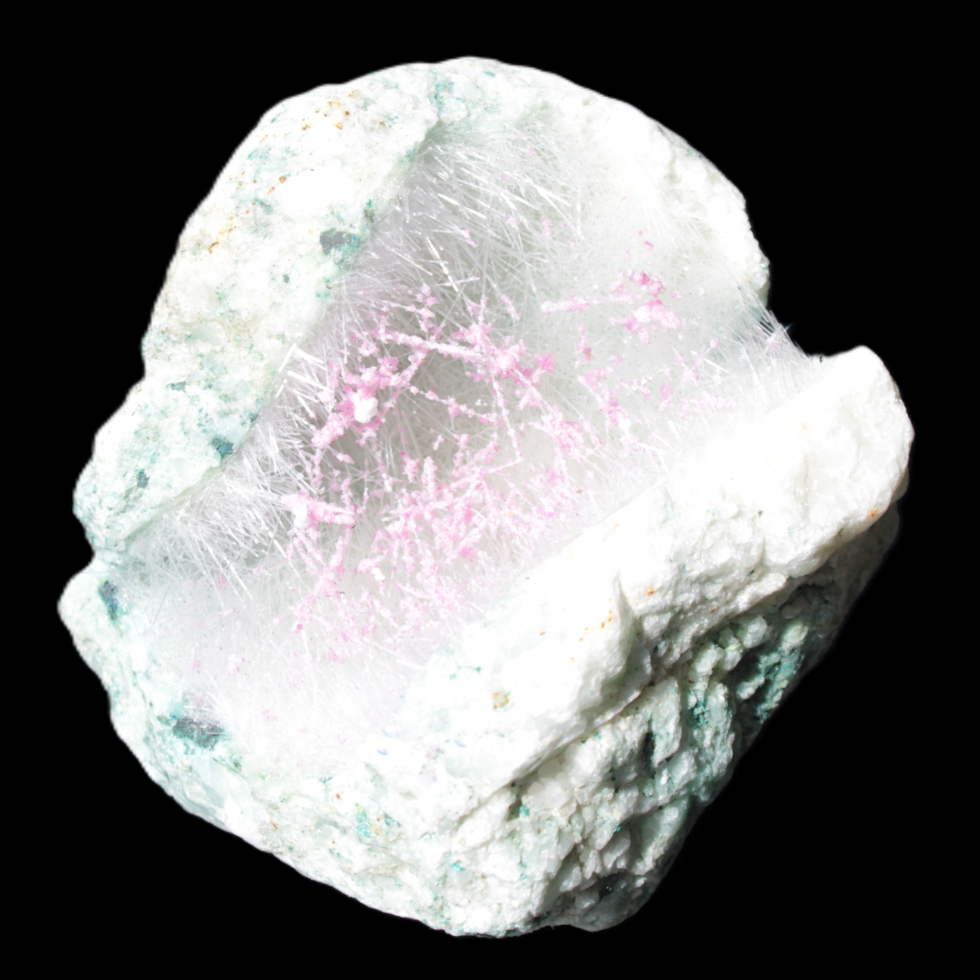 Goethite on Zeolite geode 74*85*77mm from Madagascar 487g