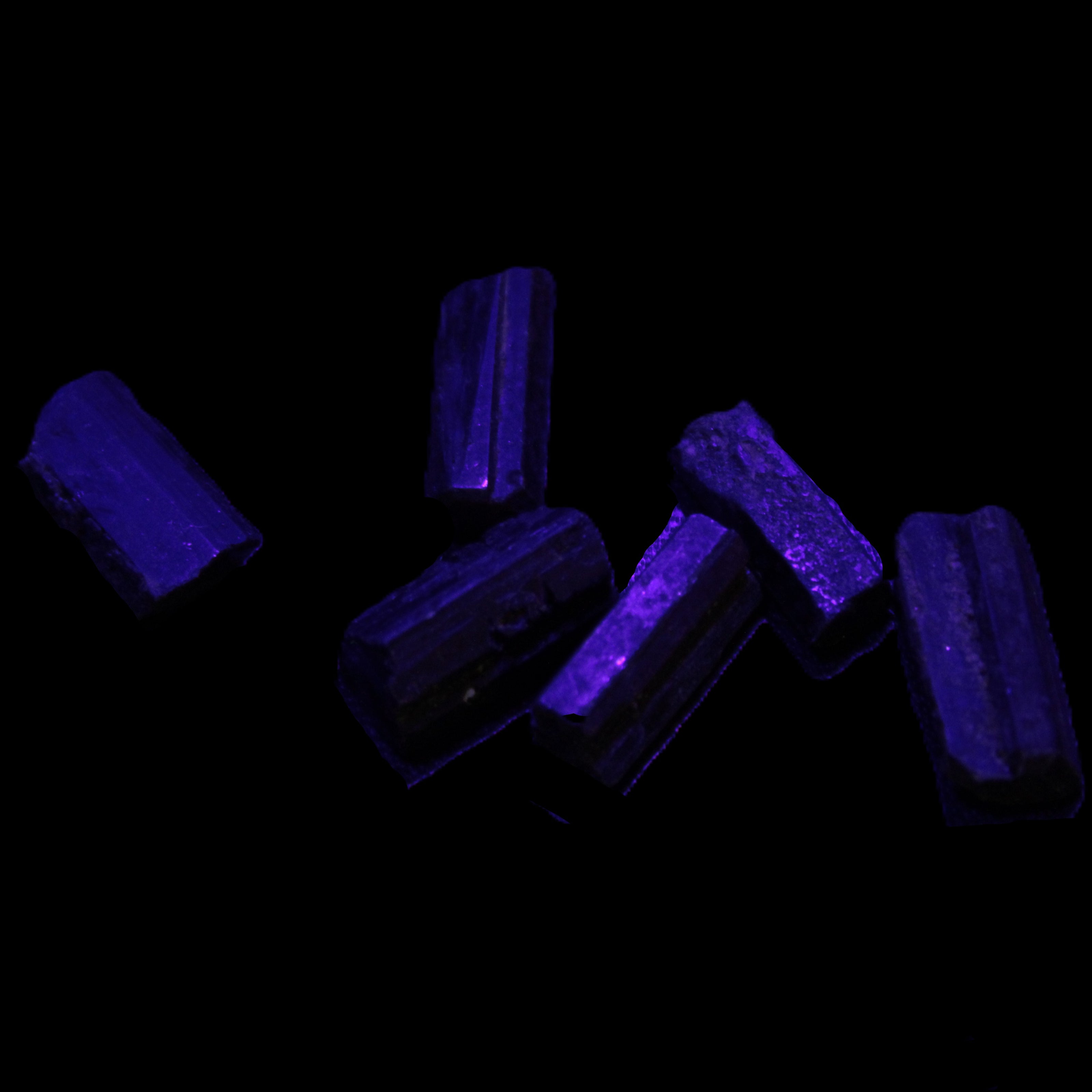 Green Tourmaline 6 short natural crystals 6g in UV light - Rocks and Things Store