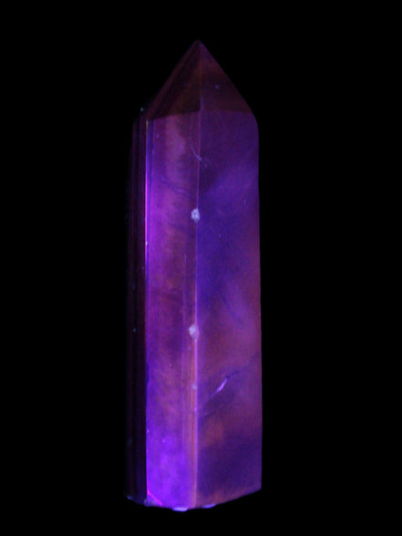 Rare Red Tigers Eye wand 77mm 50.8g in UV light