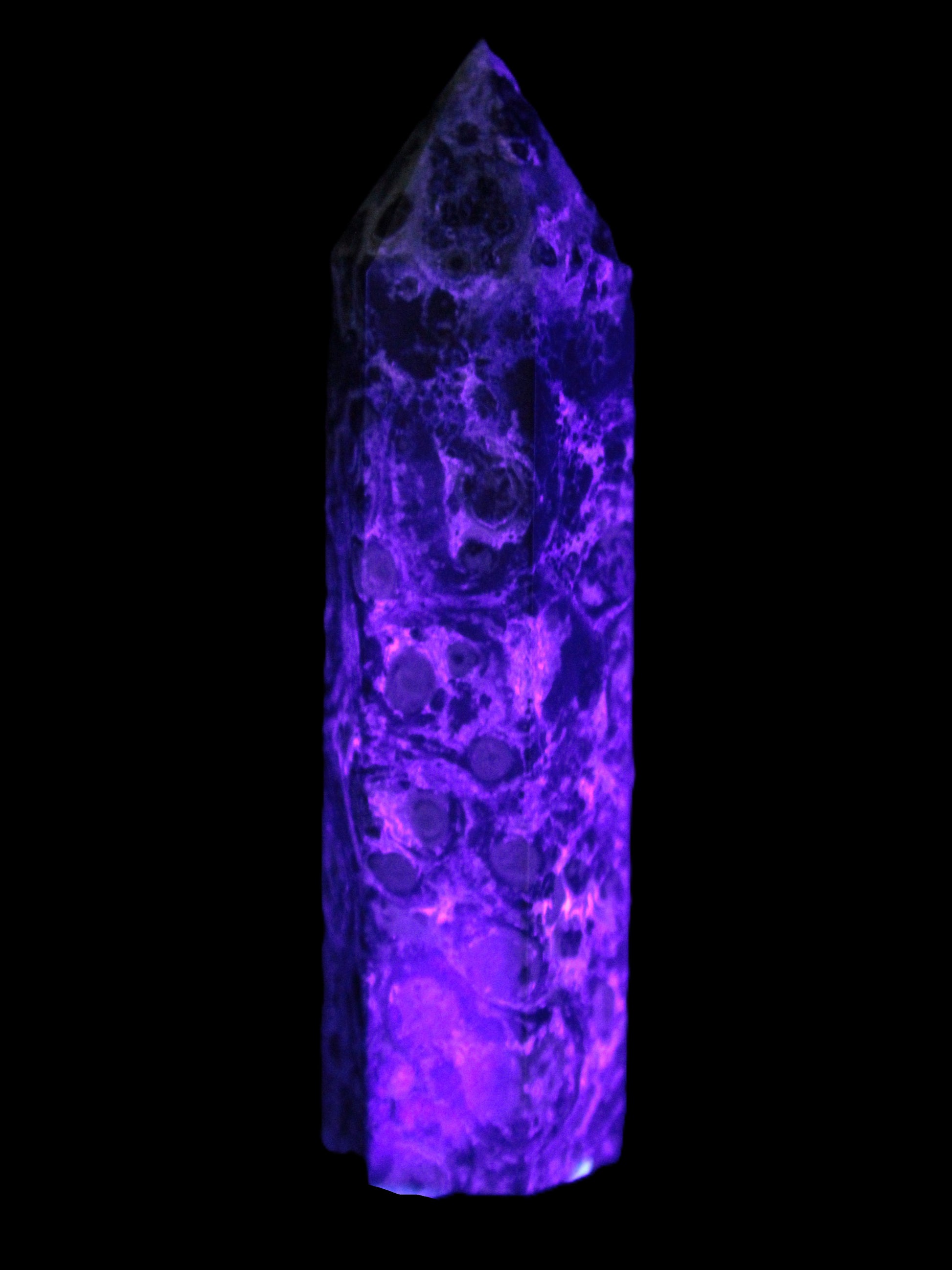 Kambaba Jasper wand 94mm 87g in UV light