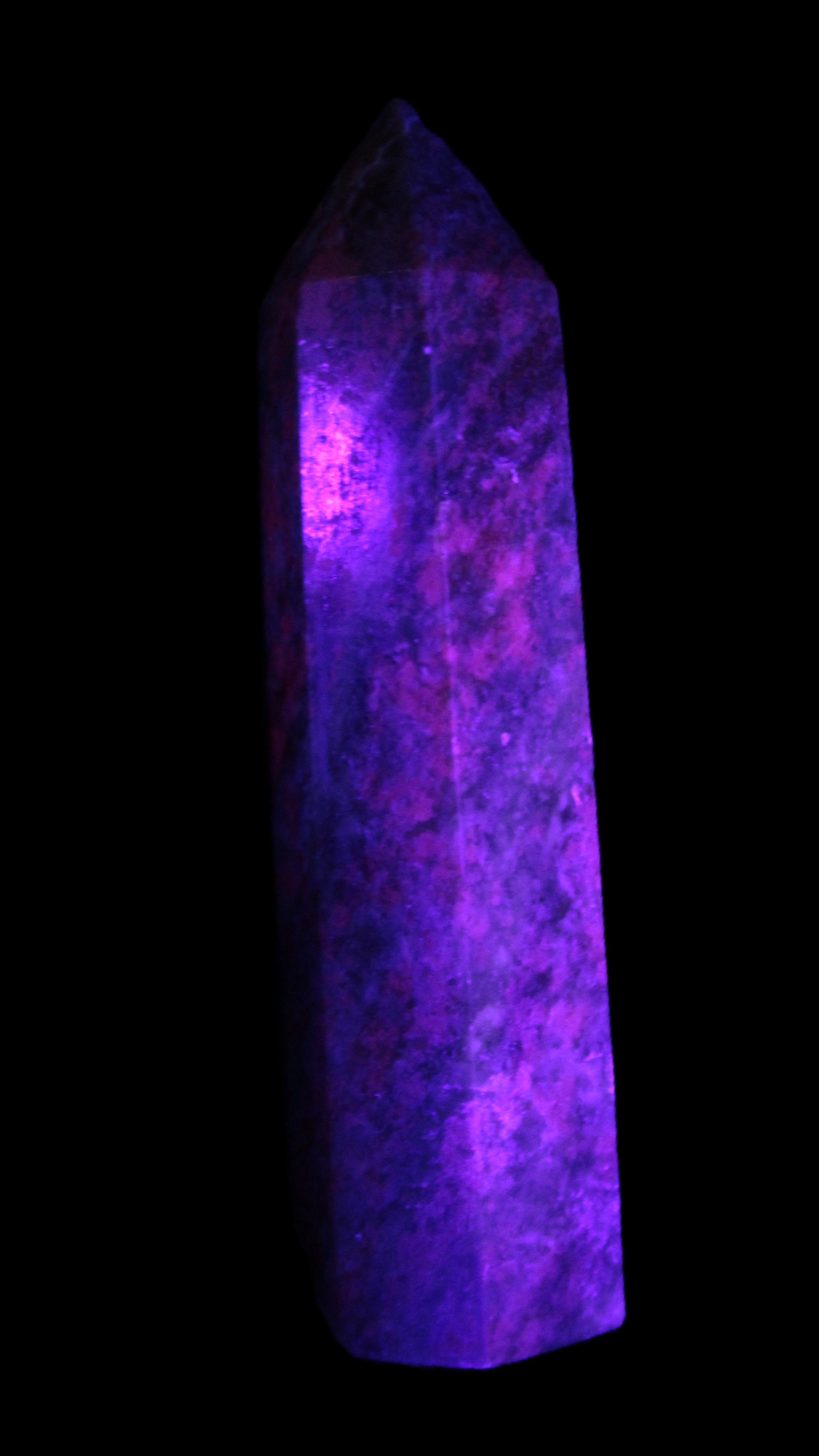 Plum Blossom Jade Rhodonite wand 93g Rocks and Things Store