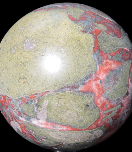 Dragons Blood Stone sphere 153mm 5720g