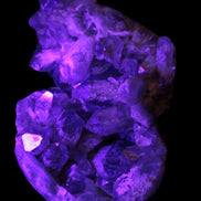 Amethyst geode cluster 217*176*120mm 3000g