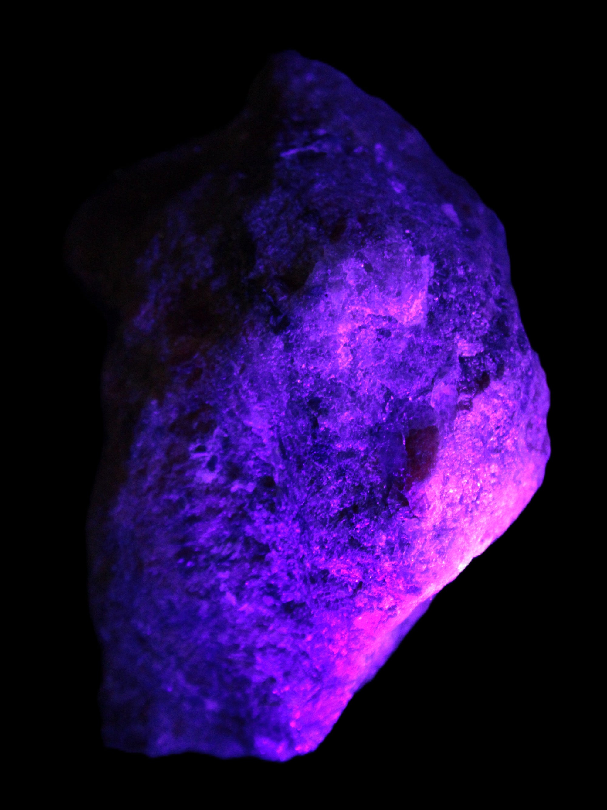 Natural Rhodonite specimen 120*81*50mm 700g in UV light - Rocks and Things Store