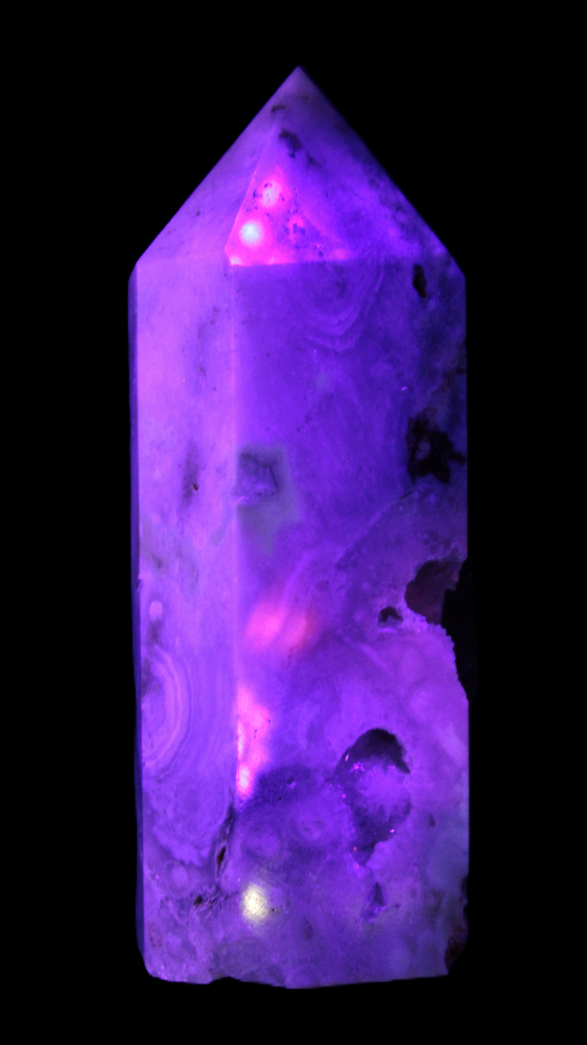 Pink Sakura Agate with geode caves obelisk 40*32*106mm 245g in UV light -  Rocks and Things Store