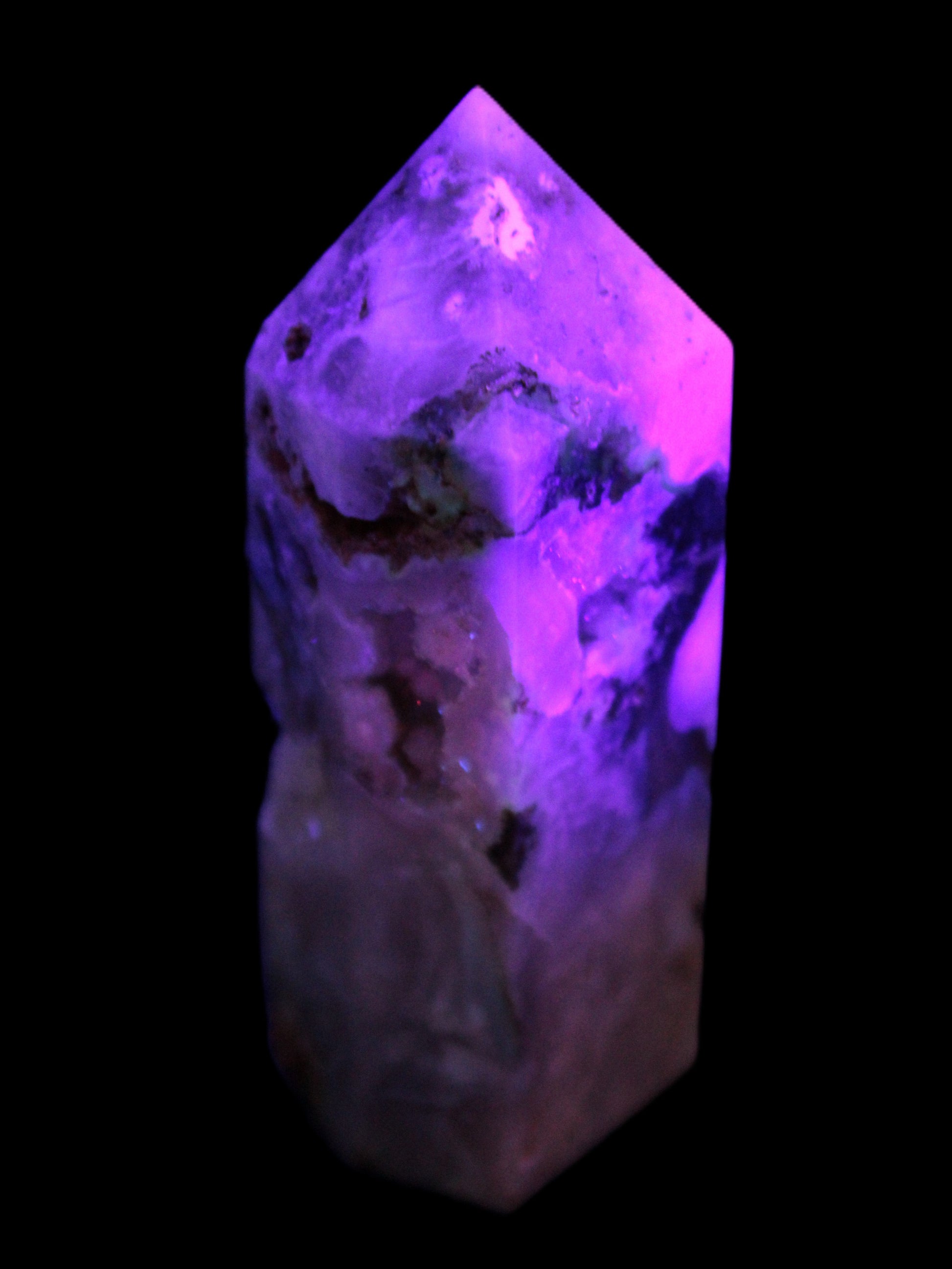 Pink Sakura Agate with geode caves obelisk 40*32*106mm 245g in UV light -  Rocks and Things Store