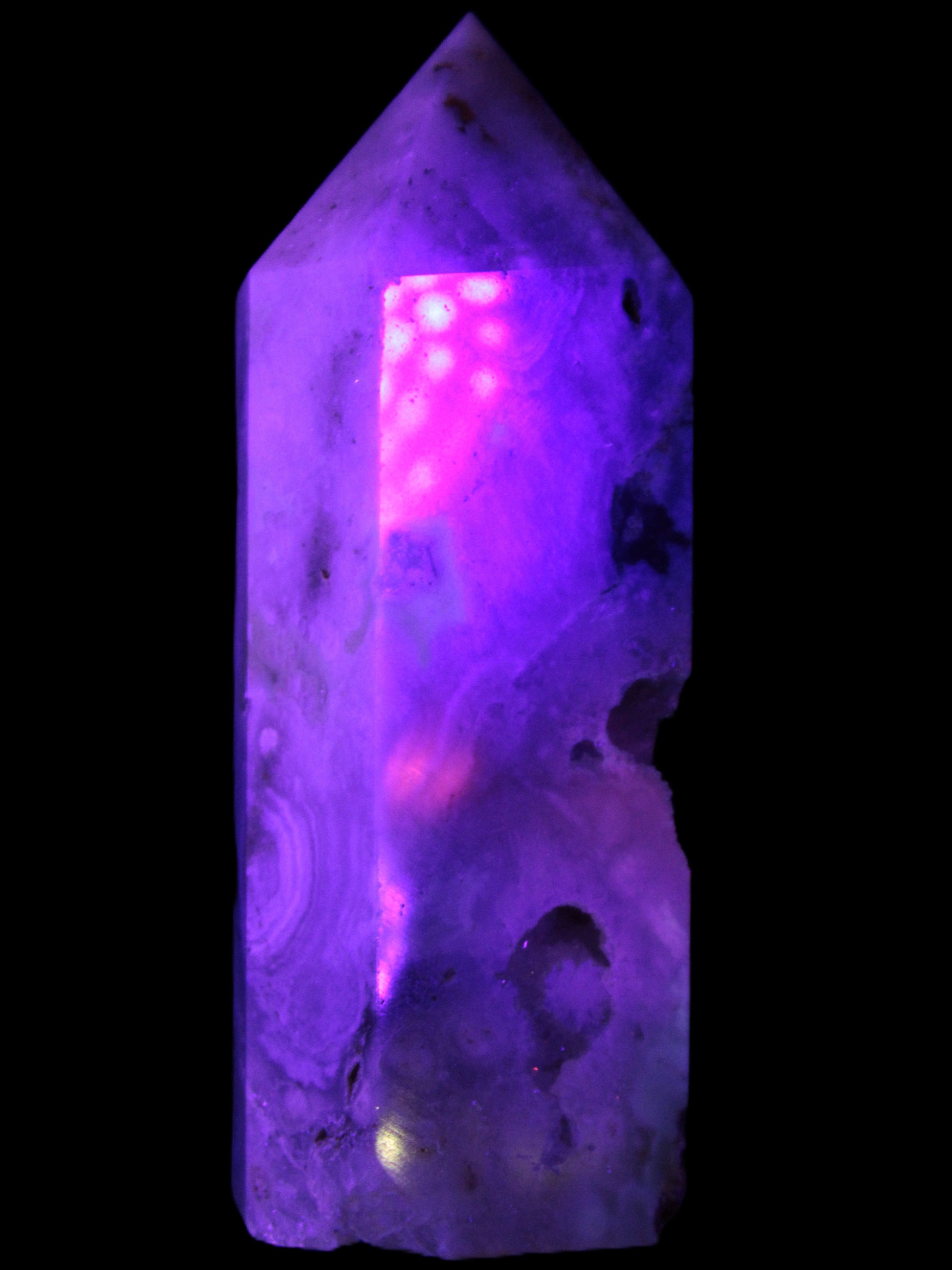 Pink Sakura Agate with geode caves obelisk 40*32*106mm 245g in UV light -  Rocks and Things Store