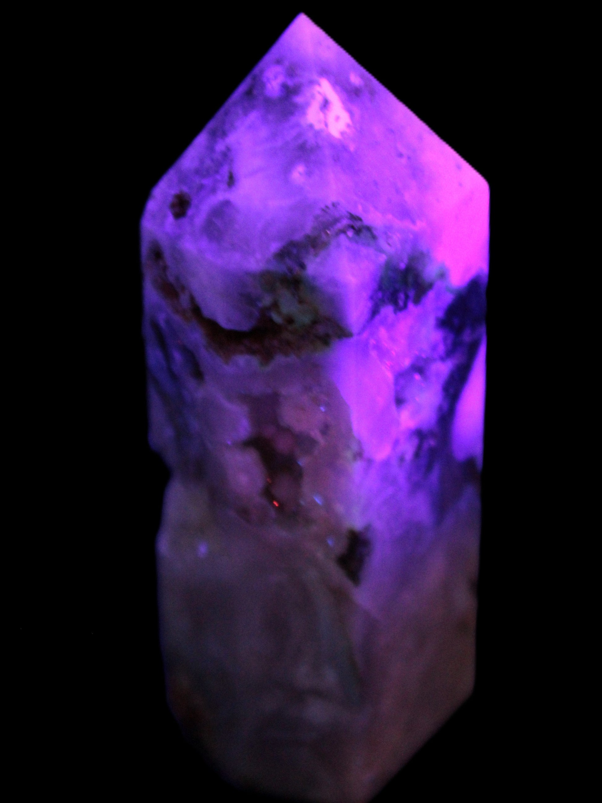 Pink Sakura Agate with geode caves obelisk 40*32*106mm 245g in UV light -  Rocks and Things Store