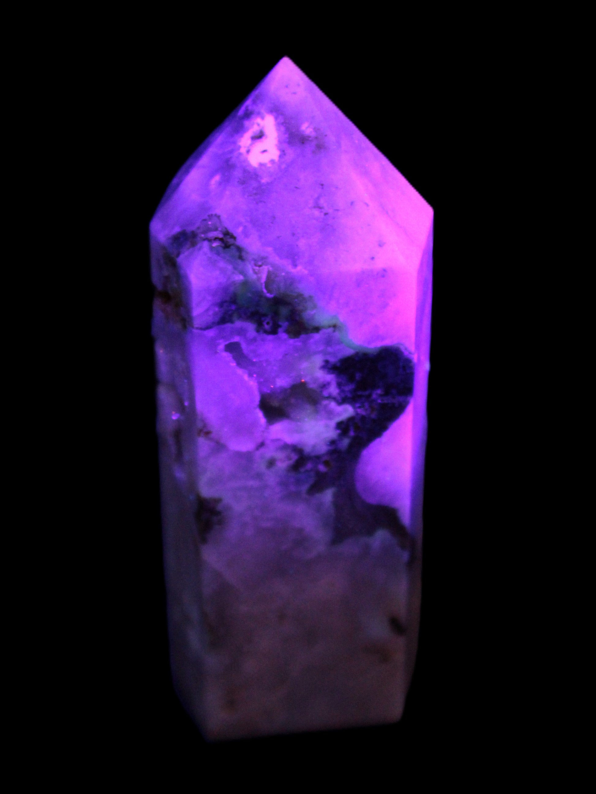 Pink Sakura Agate with geode caves obelisk 40*32*106mm 245g in UV light - Rocks and Things Store