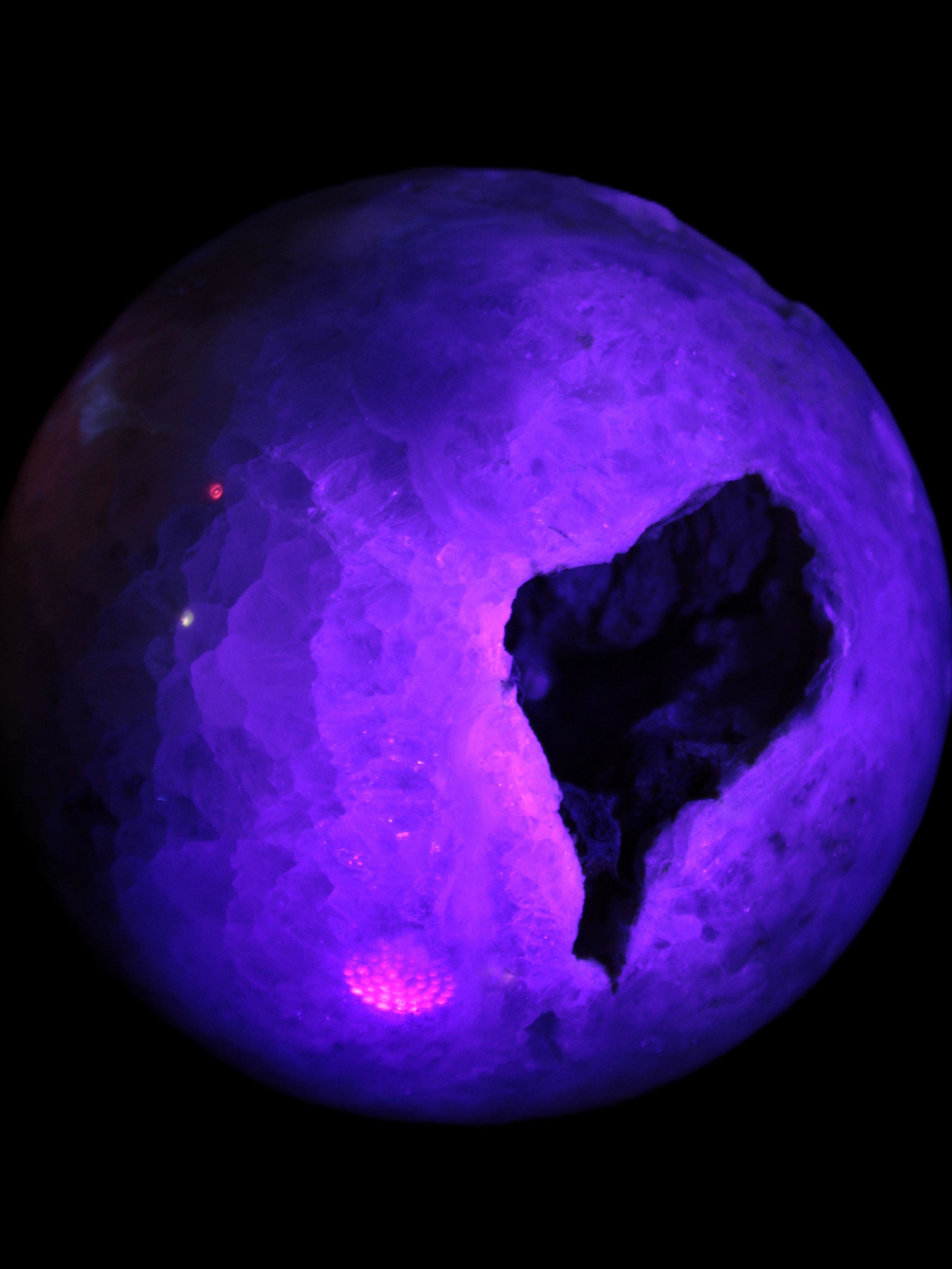 Sakura Agate sphere 97mm 1062g in UV light - Rocks and Things Store