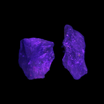 Super Seven Amethyst 2 crystals 10.0g in UV light