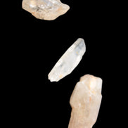 Three Fenster crystals with hydrocarbons/enhydros 8.2g in sunlight