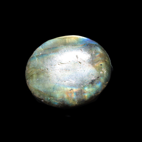 Labradorite thumbstone 30*25mm 13.8g in sunlight - Rocks and Things Store