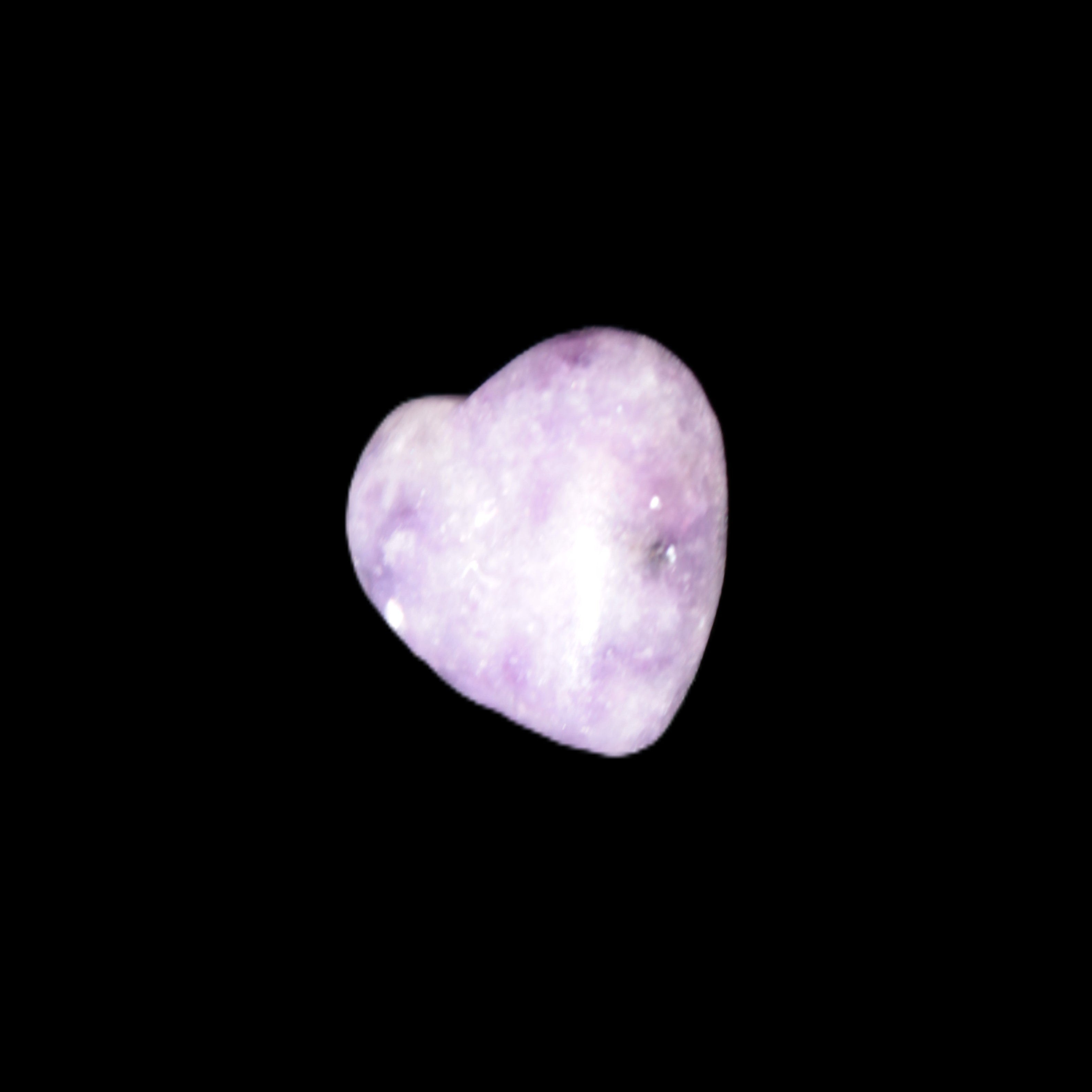 Ussingite heart 14mm 2.8g Rocks and Things Store
