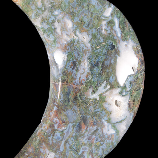 Moss Agate Moon 195*130*25mm 960g in sunshine