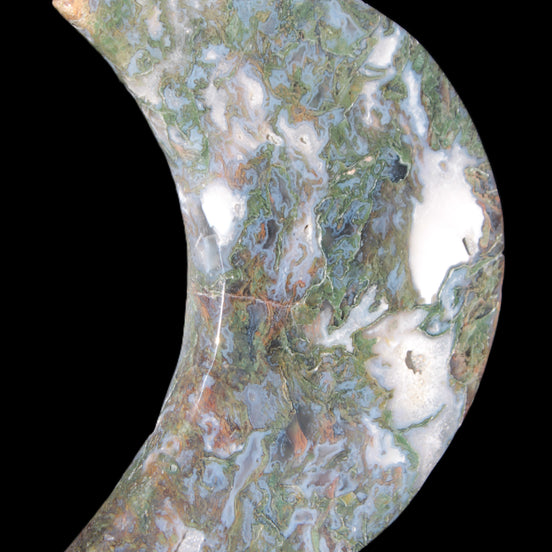 Moss Agate Moon 195*130*25mm 960g in sunshine