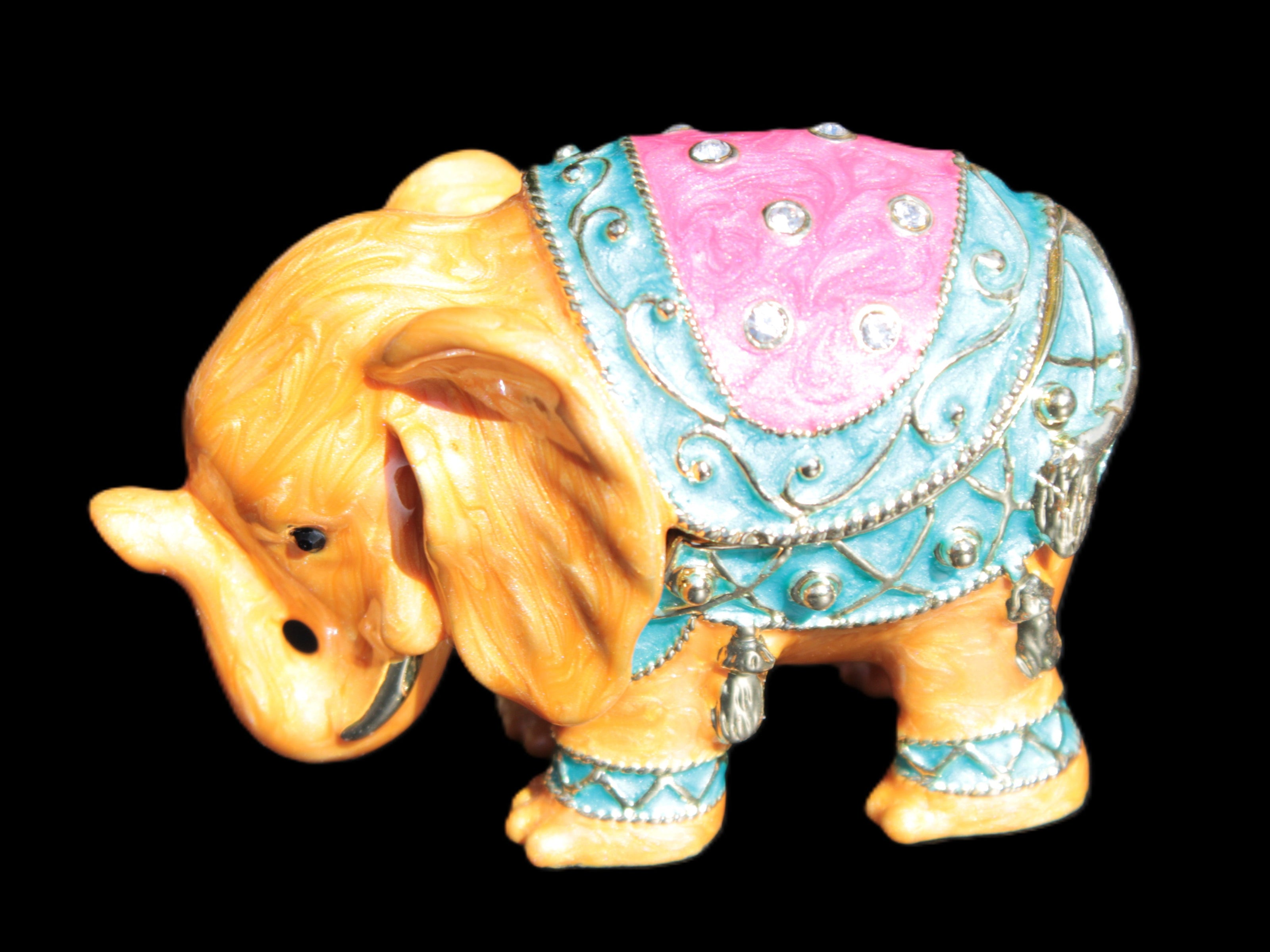 Elephant trinket box by Keren Kopal 16*14*26mm Rocks and Things Store