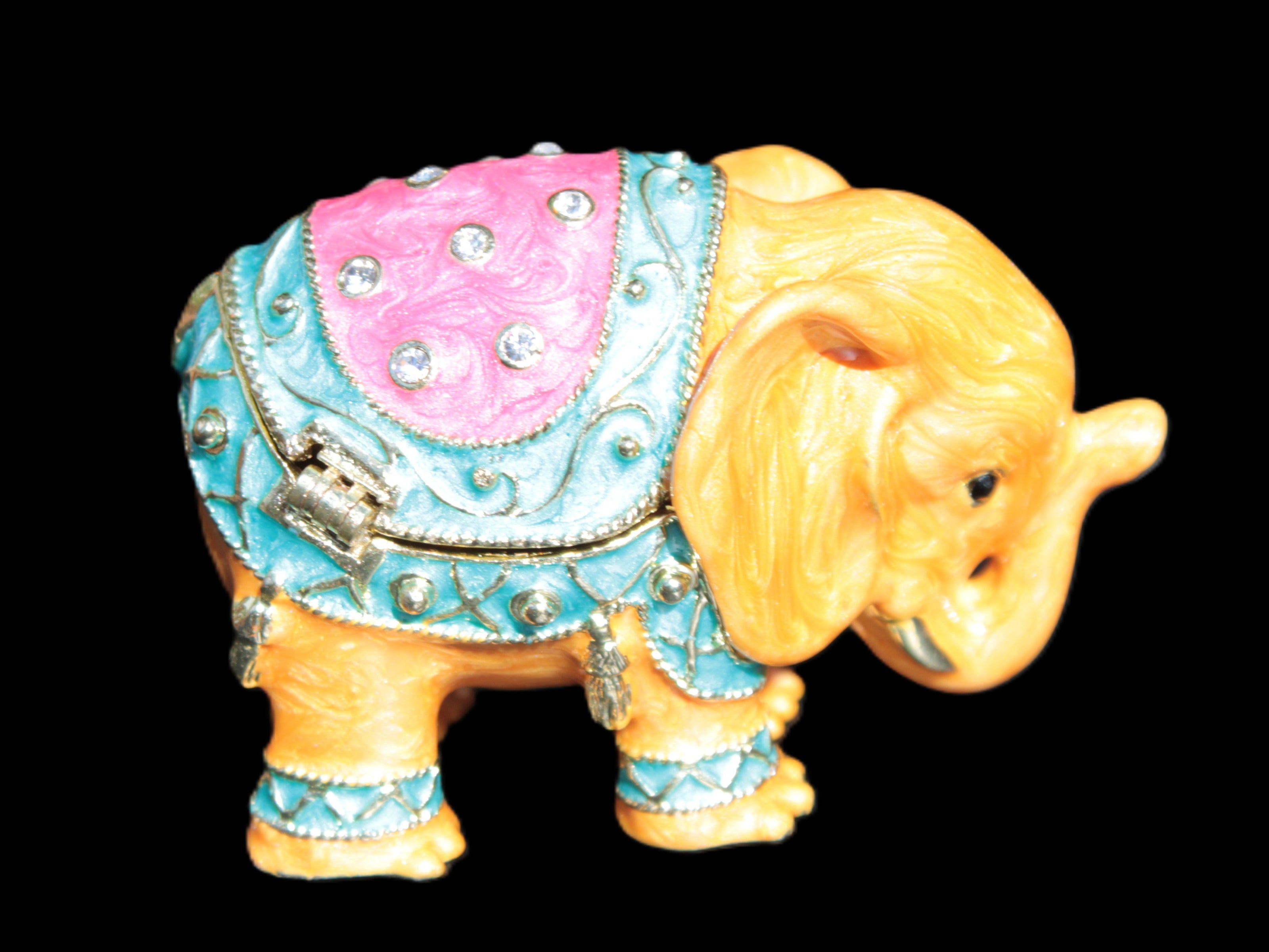 Elephant trinket box by Keren Kopal 16*14*26mm Rocks and Things Store