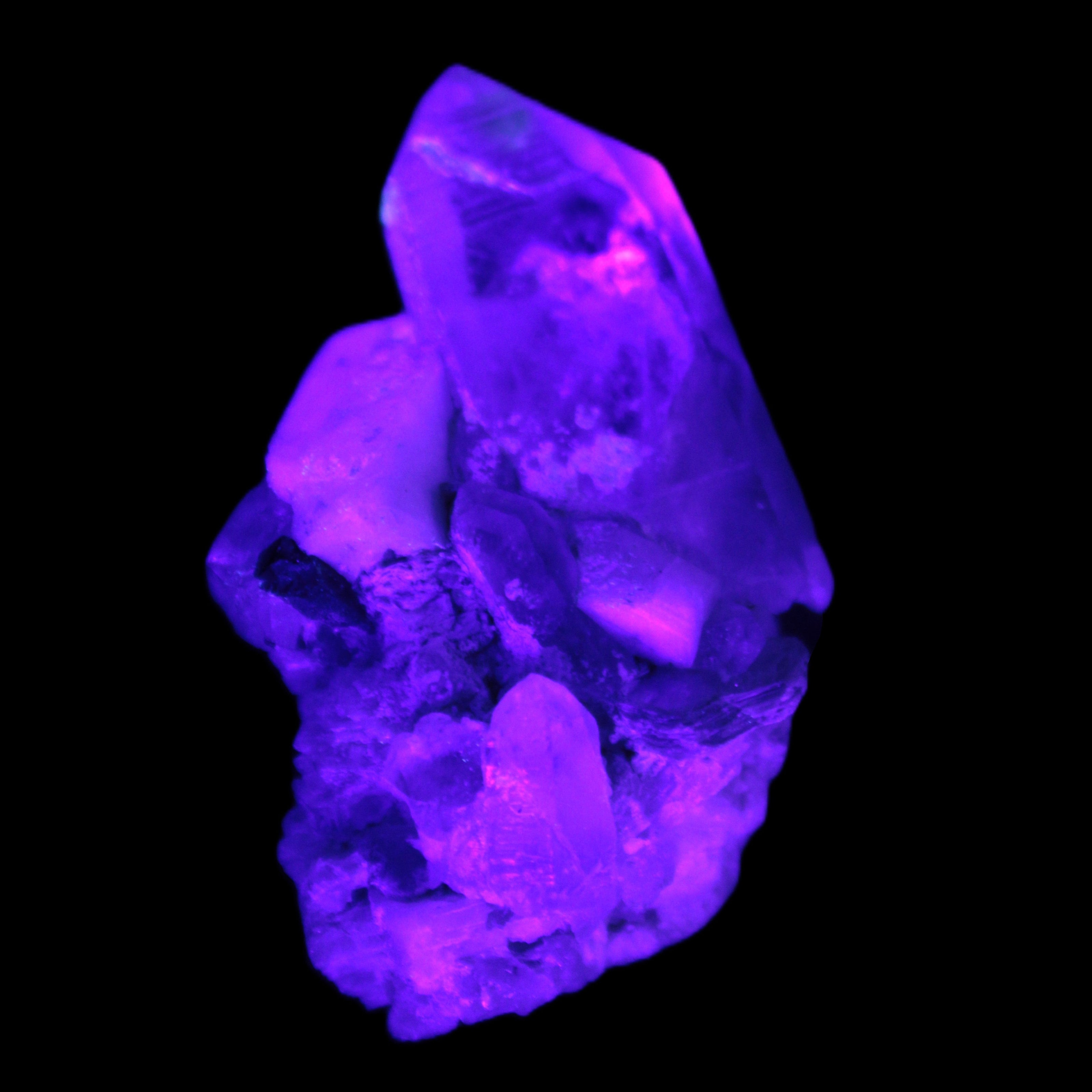 Quartz, Tourmaline, Feldspar cluster specimen 43mm 23.7g in UV light - Rocks and Things Store