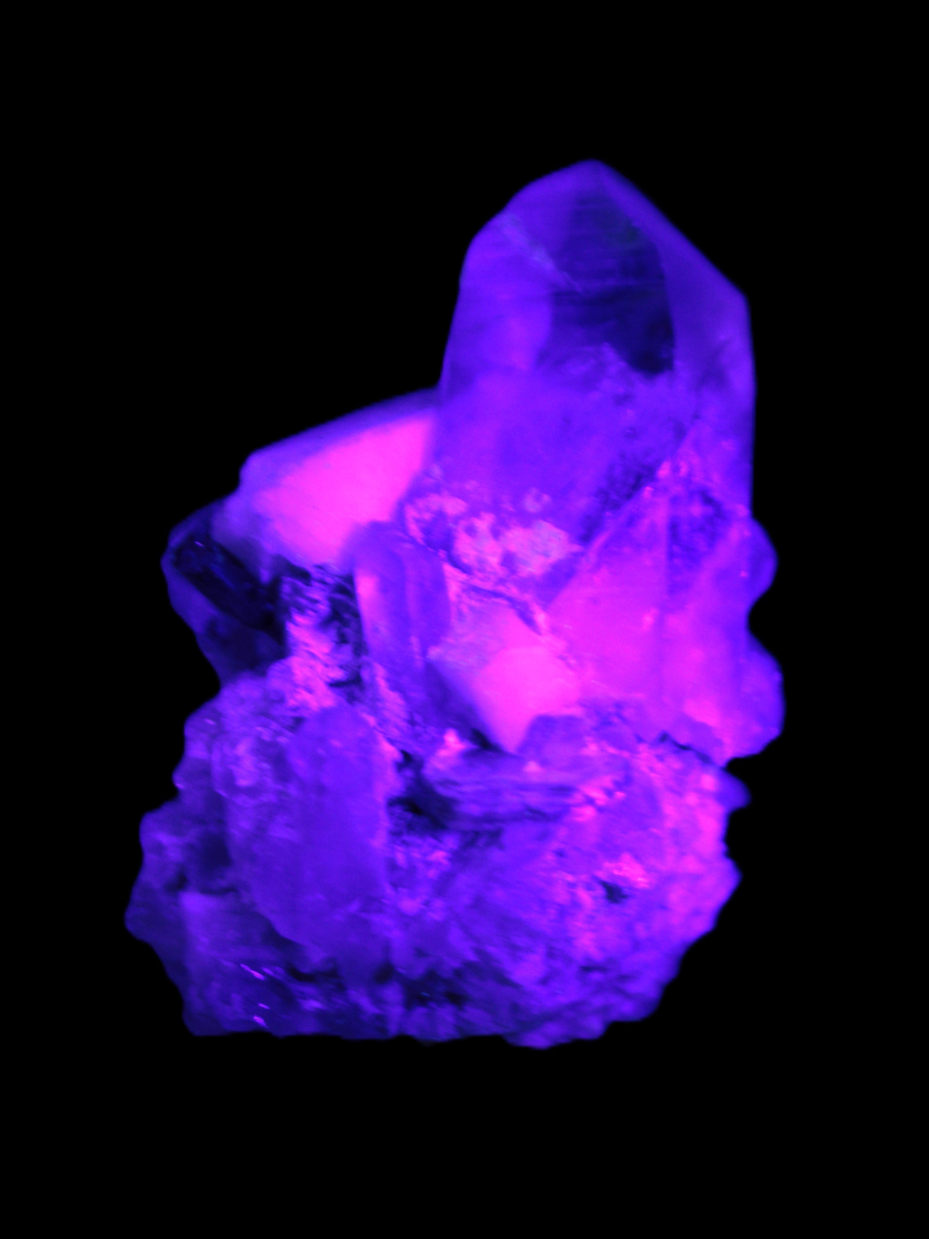 Quartz, Tourmaline, Feldspar cluster specimen 43mm 23.7g in UV light - Rocks and Things Store