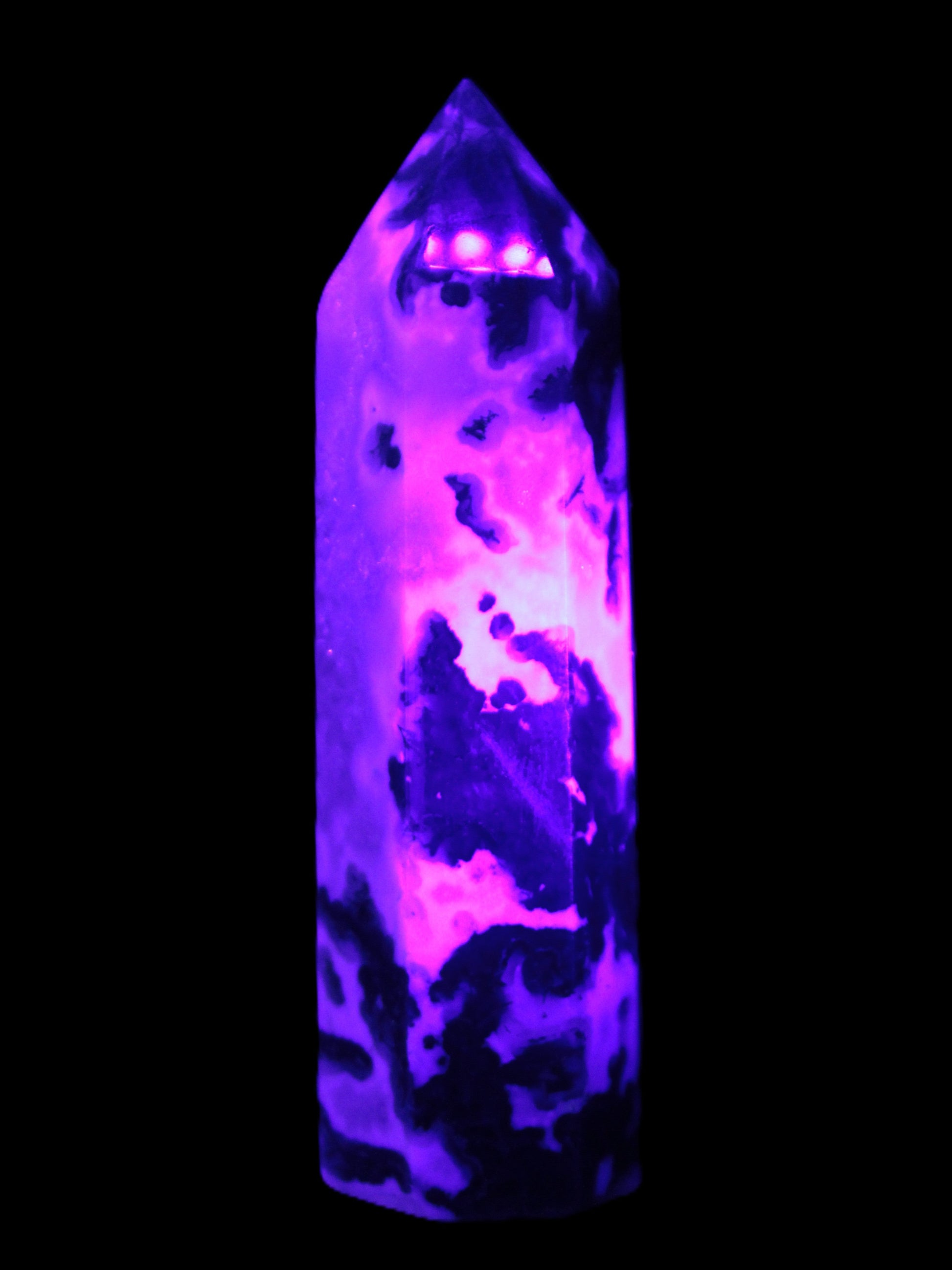 Moss Agate wand 85mm 76g in UV light - Rocks and Things Store