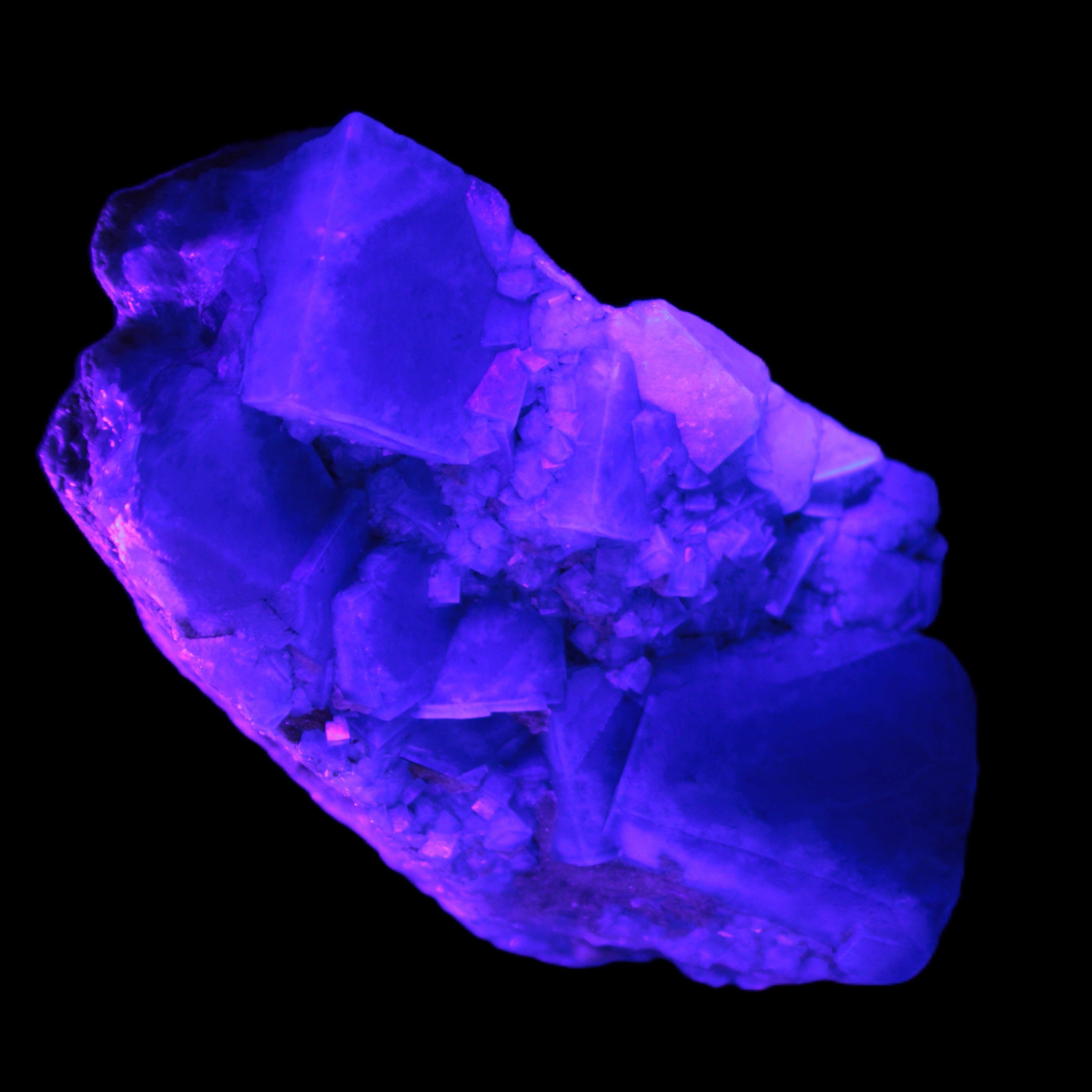 Green Fluorite cubic crystal cluster 130*100*50mm 1365g in UV light - Rocks and Things Store