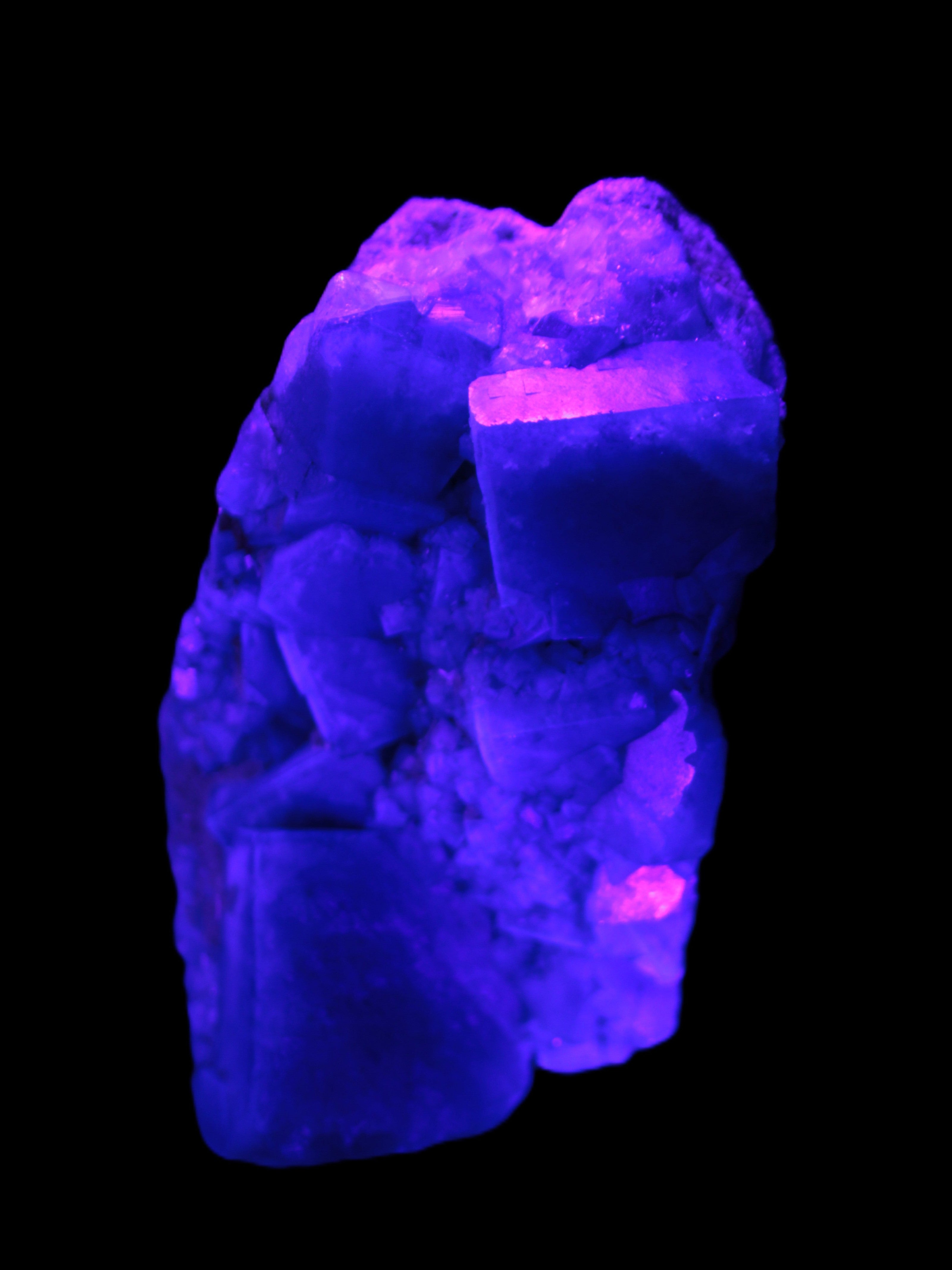 Green Fluorite cubic crystal cluster 130*100*50mm 1365g in UV light - Rocks and Things Store