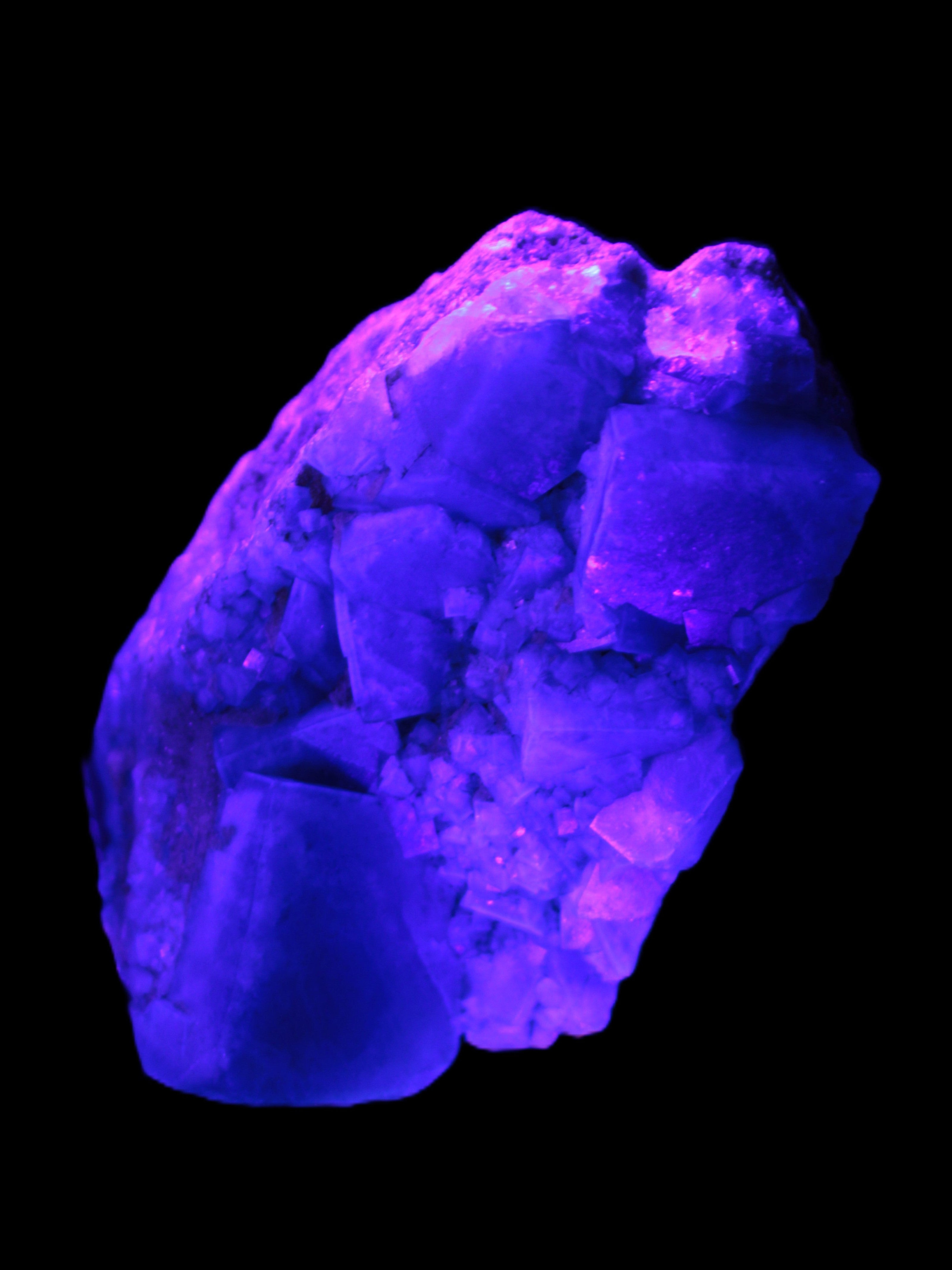 Green Fluorite cubic crystal cluster 130*100*50mm 1365g in UV light - Rocks and Things Store