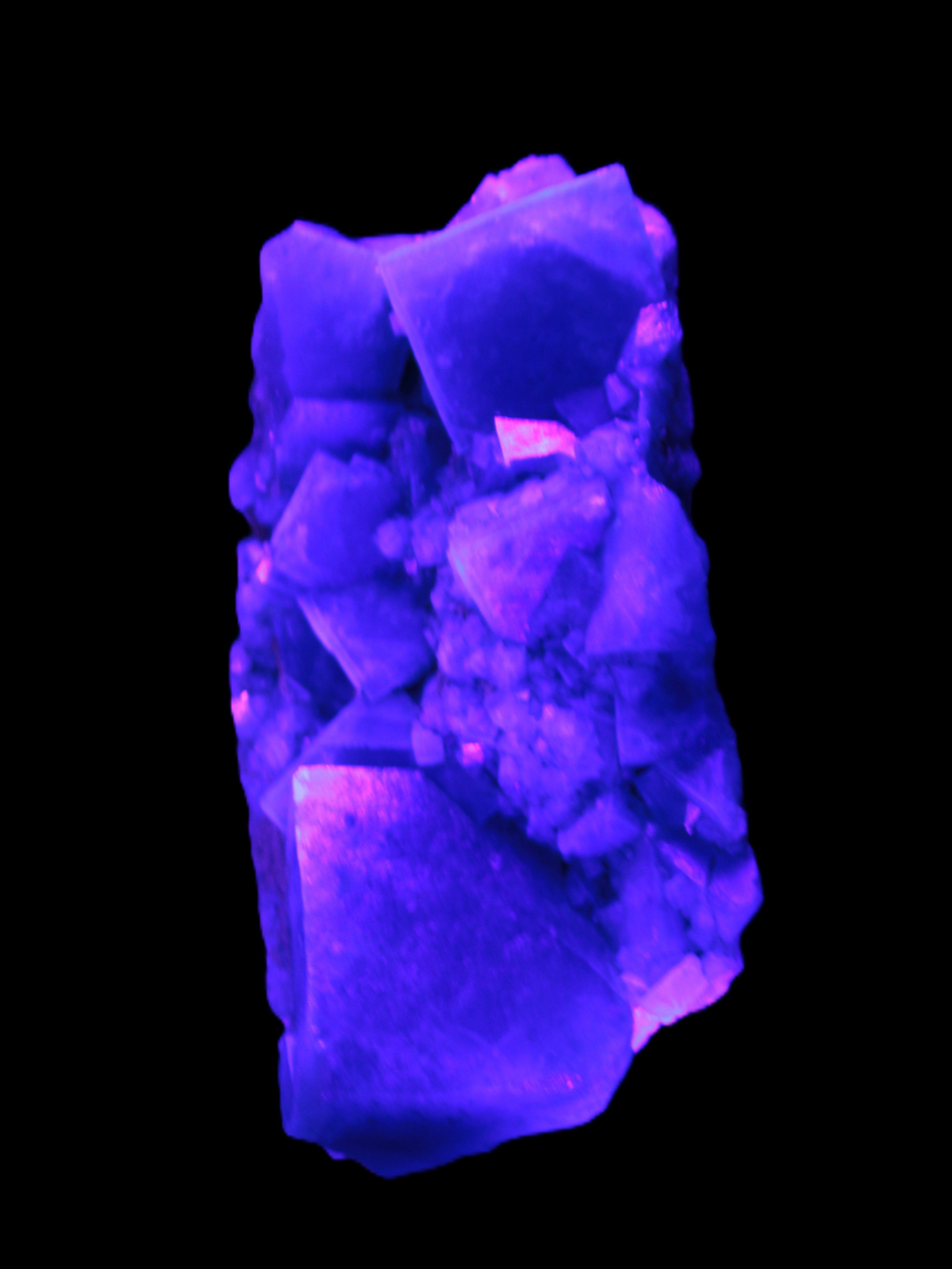 Green Fluorite cubic crystal cluster 130*100*50mm 1365g in UV light - Rocks and Things Store