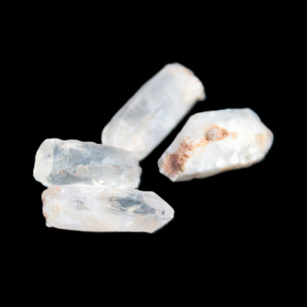 Fenster Enhydro Hydrocarbon 4 crystals 9-10g in sunlight - Rocks and Things Store