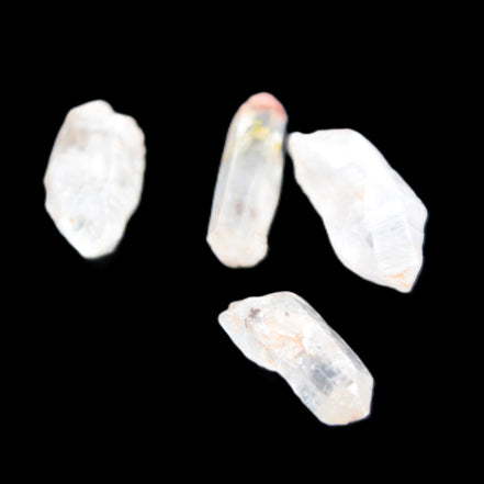 Fenster Enhydro Hydrocarbon 4 crystals 9-10g in sunlight - Rocks and Things Store