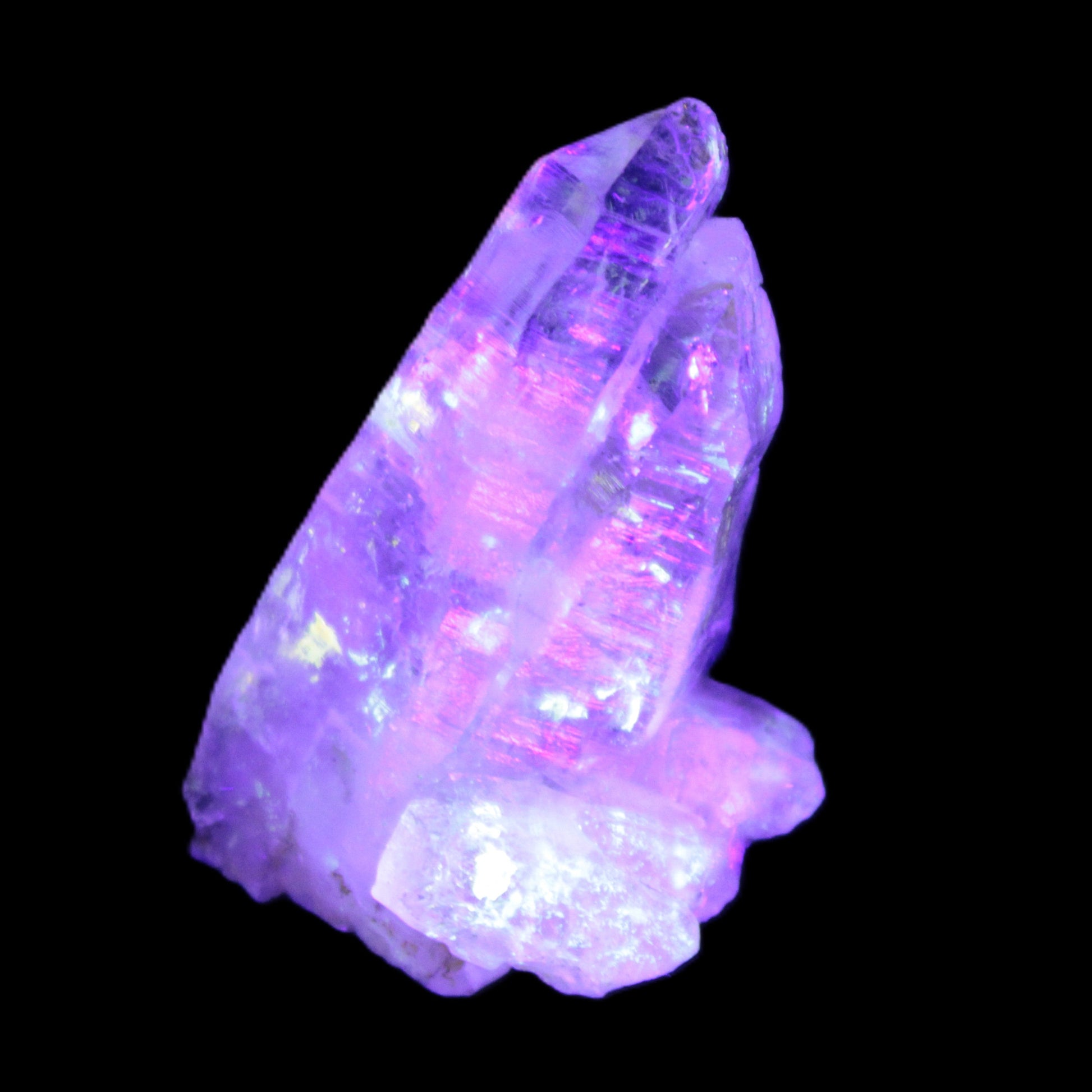 Fenster Diamond Quartz 47mm 25g in UV light - Rocks and Things Store