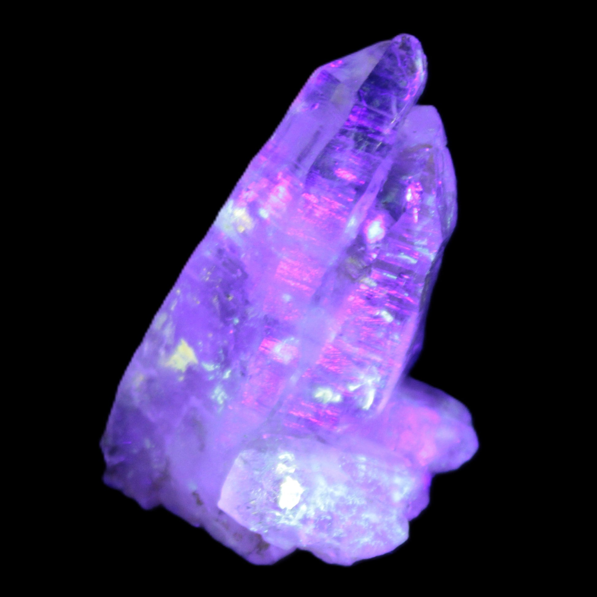 Fenster Diamond Quartz 47mm 25g in UV light - Rocks and Things Store