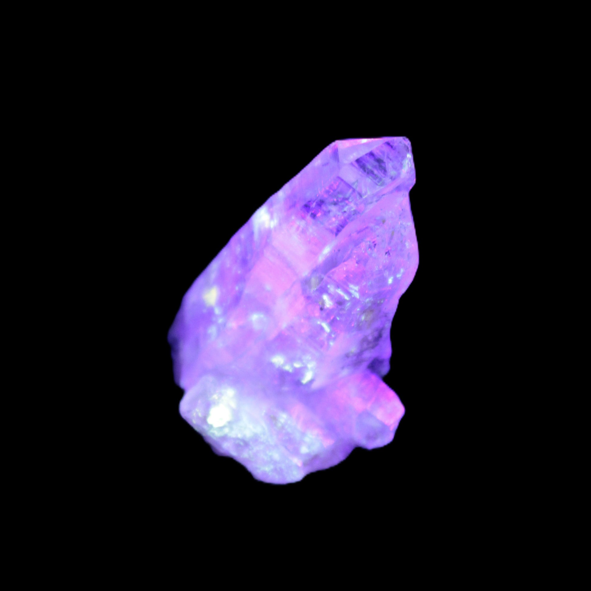 Fenster Diamond Quartz 47mm 25g in UV light - Rocks and Things Store