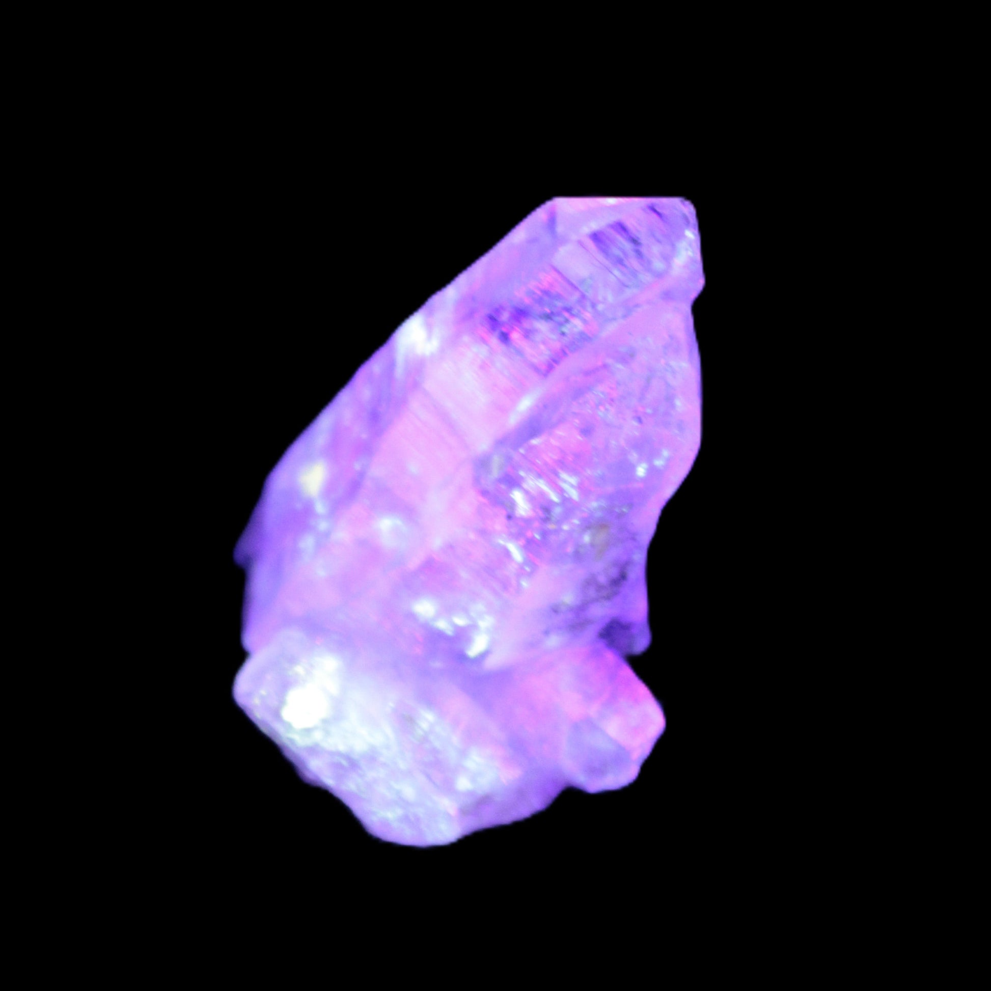Fenster Diamond Quartz 47mm 25g in UV light - Rocks and Things Store