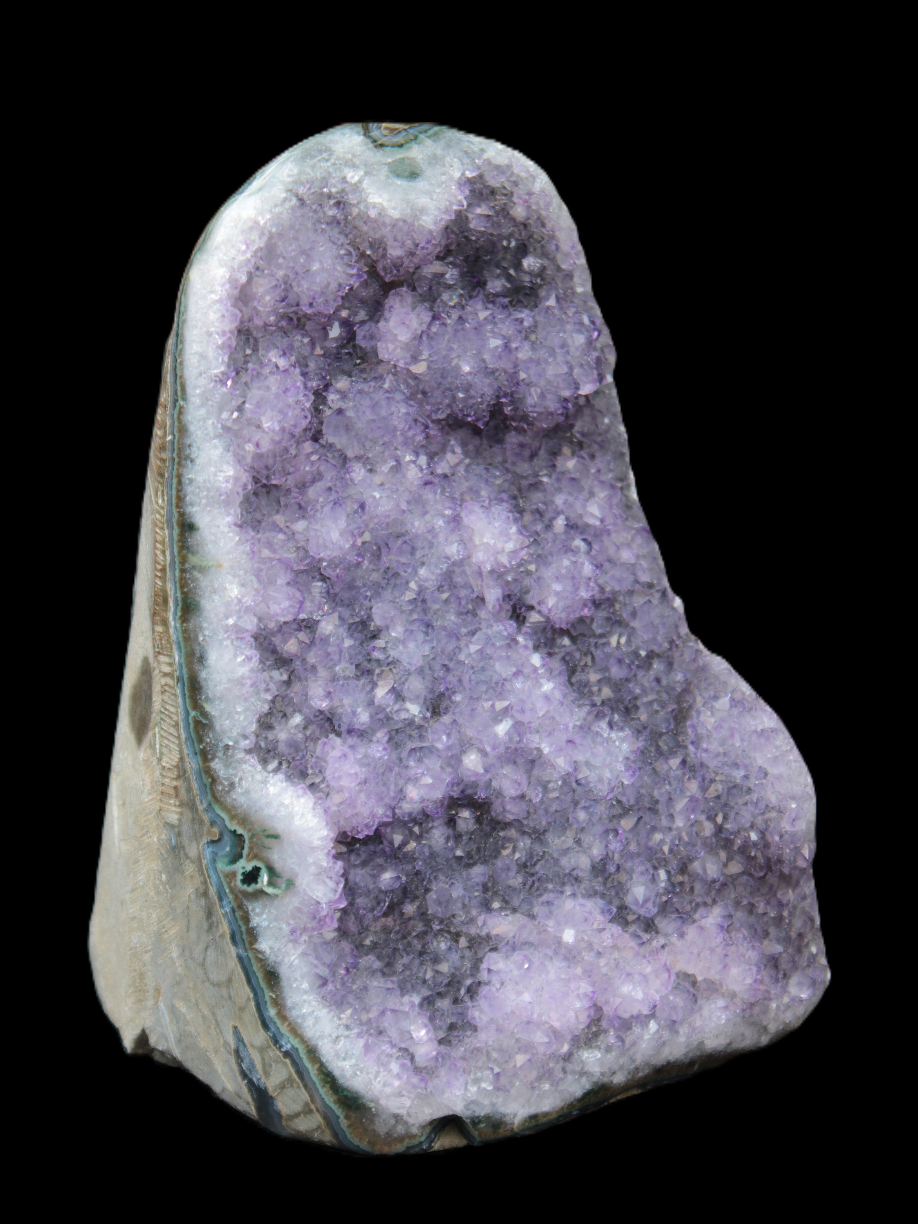 Beautiful Amethyst geode cluster 103*106*31mm 1300g Rocks and Things Store