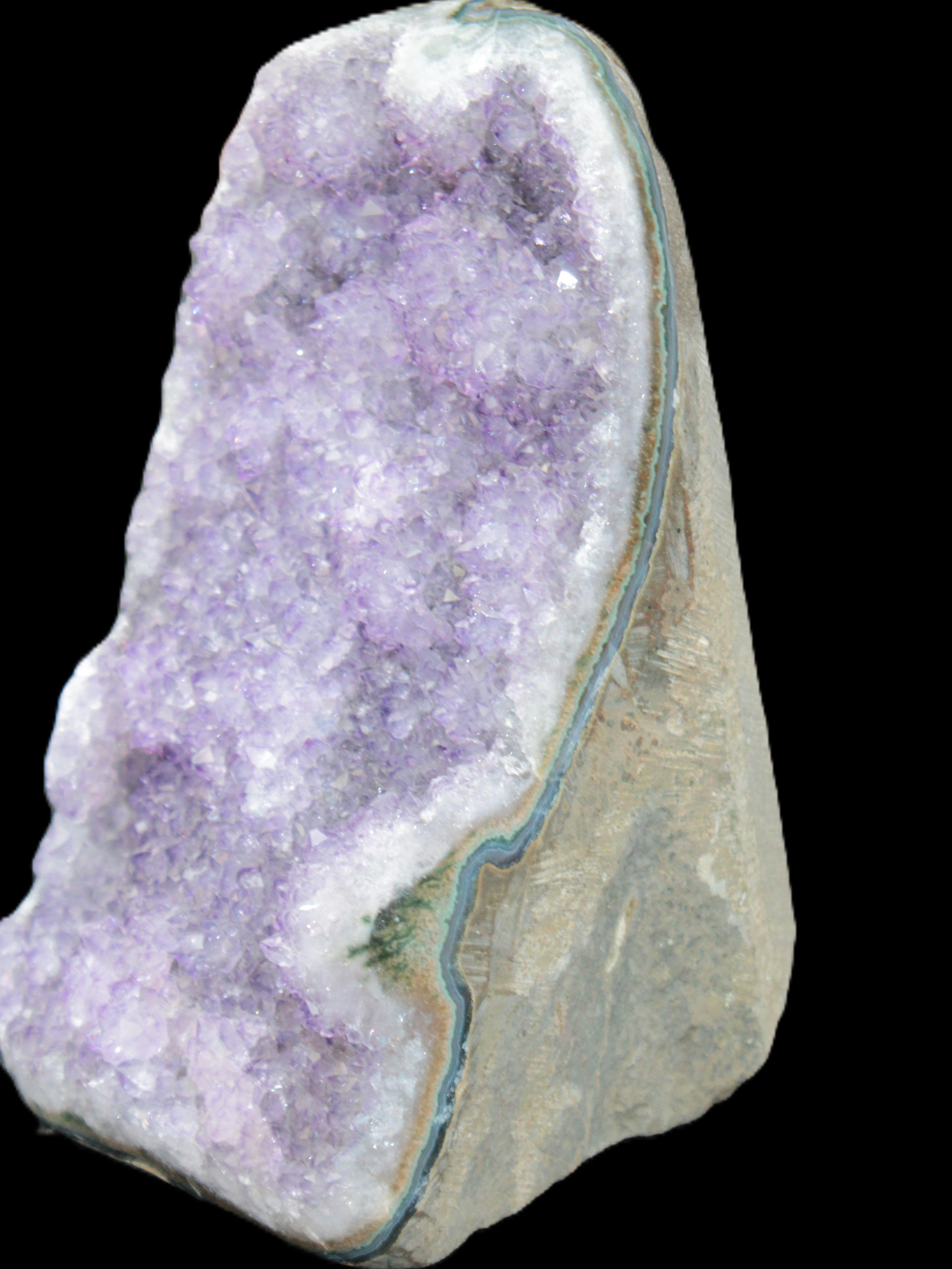 Beautiful Amethyst geode cluster 103*106*31mm 1300g Rocks and Things Store