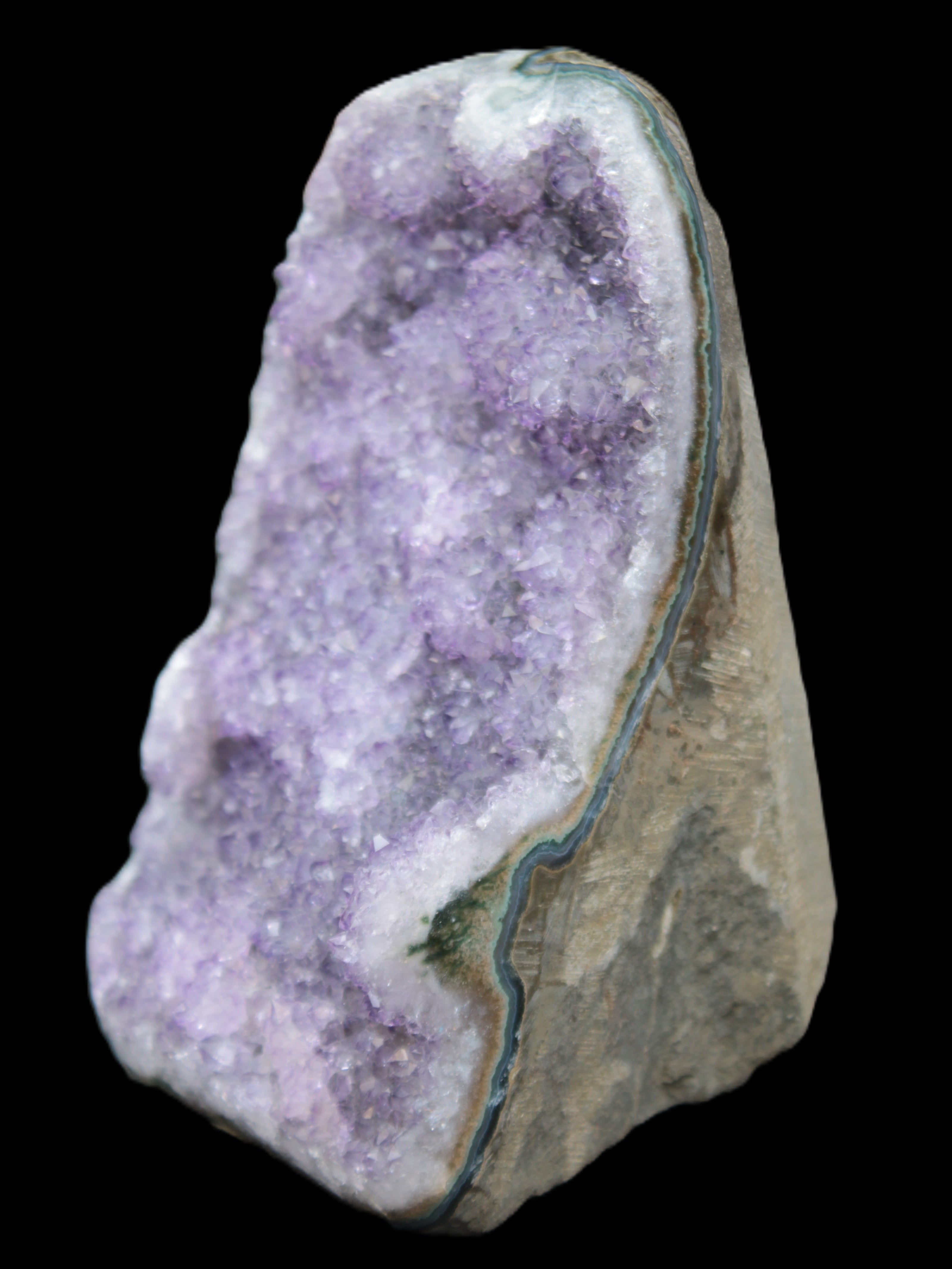 Beautiful Amethyst geode cluster 103*106*31mm 1300g Rocks and Things Store