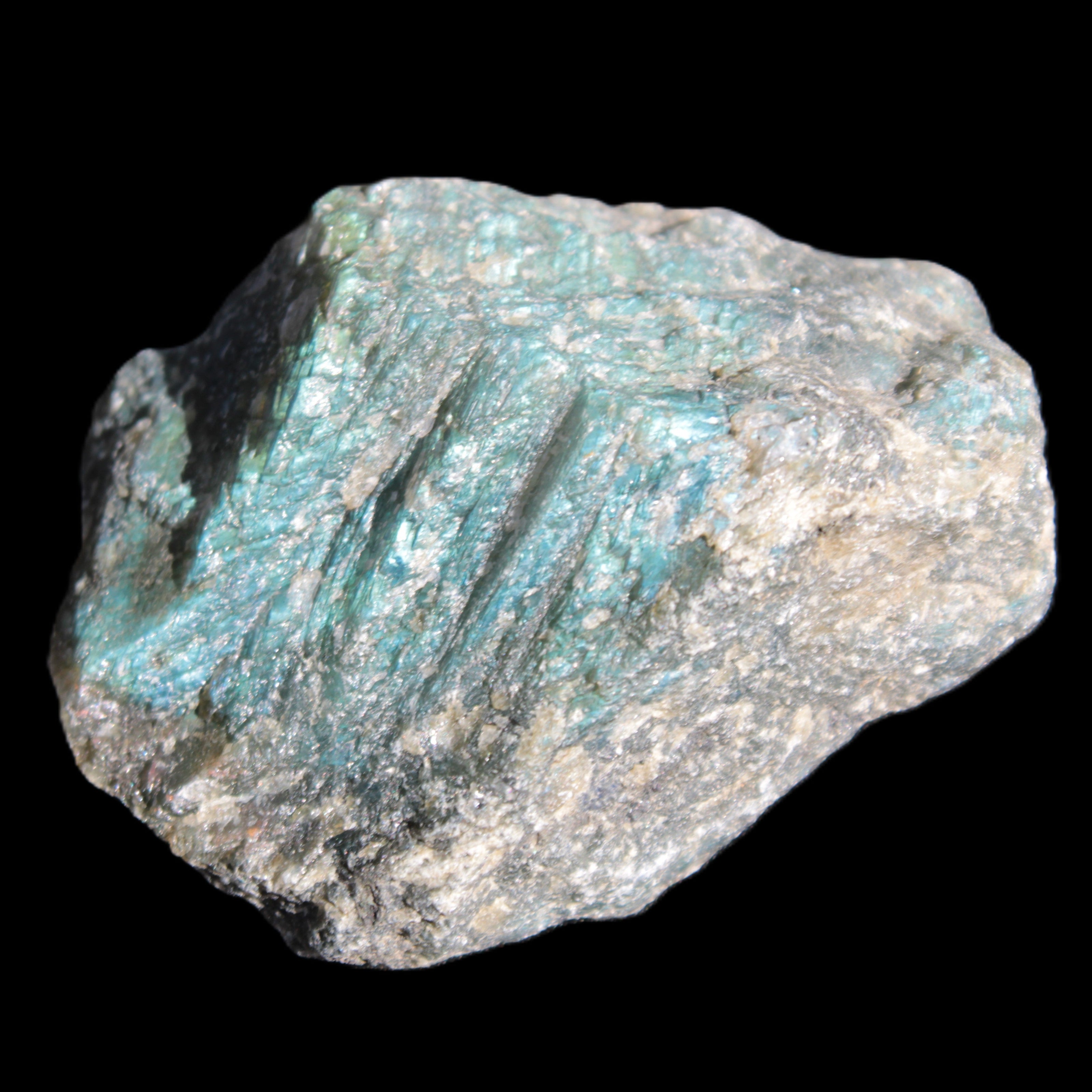 Natural Labradorite stone 66*24*26mm 118g Rocks and Things Store
