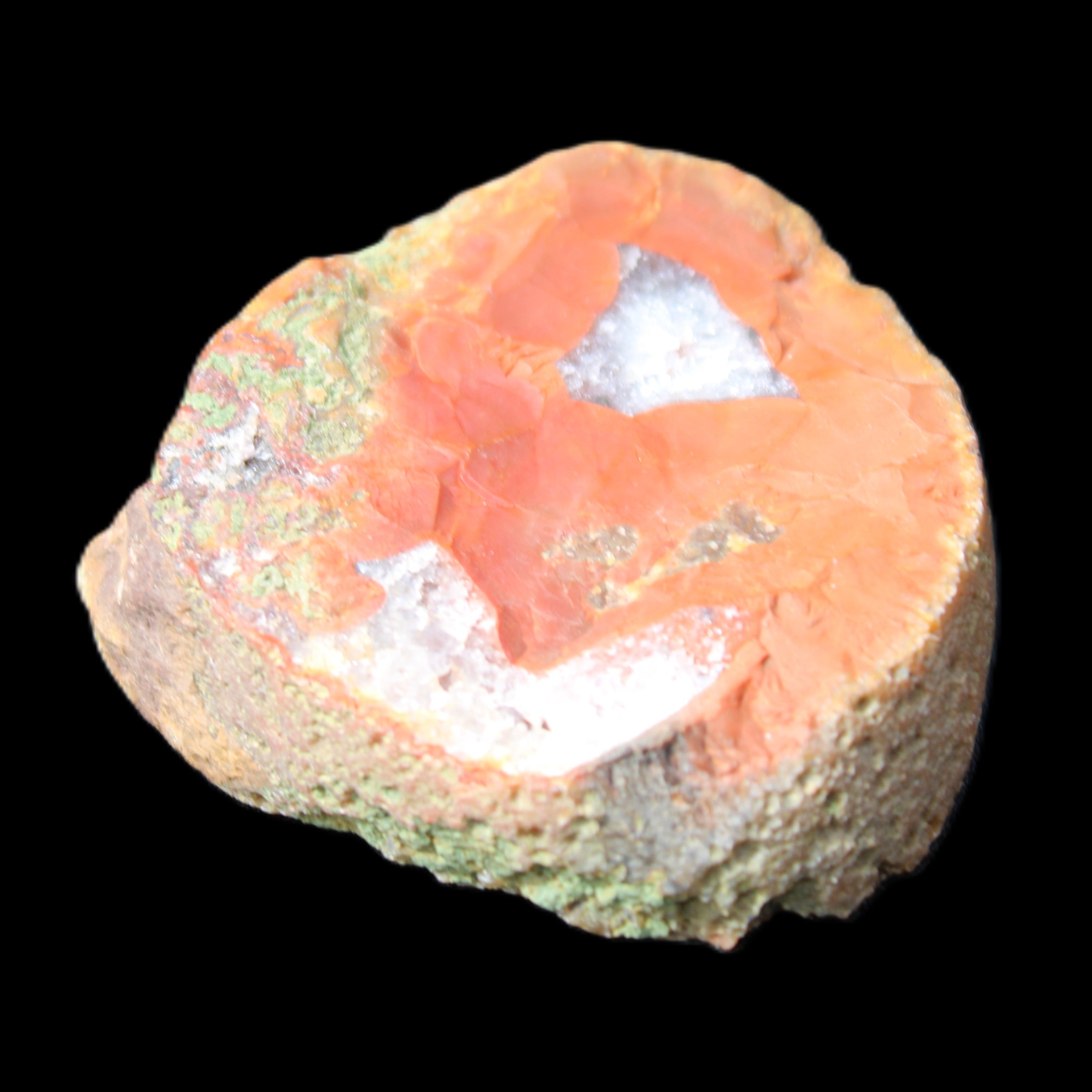 Surya Agate geode specimen 46*47*14mm 52g in sunlight - Rocks and Things Store