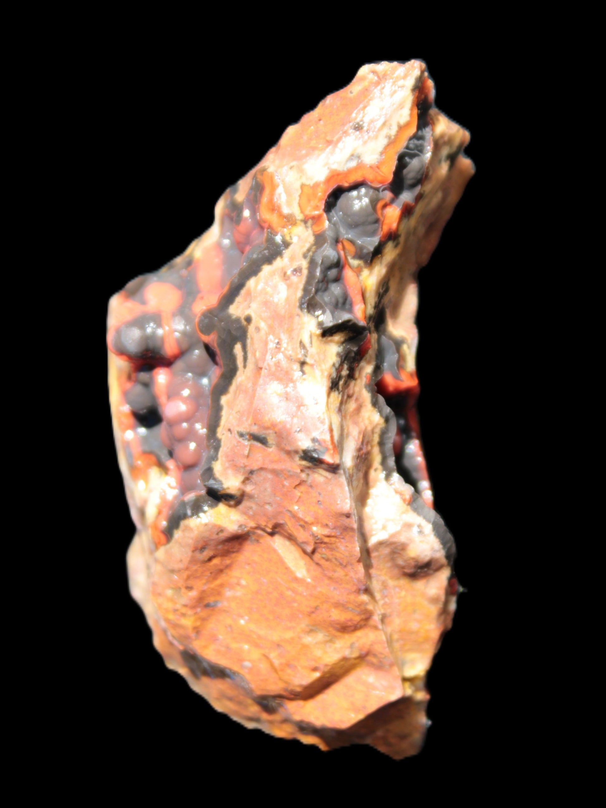 Warring States Carnelian Agate geode 53*50*29mm 90g Rocks and Things Store