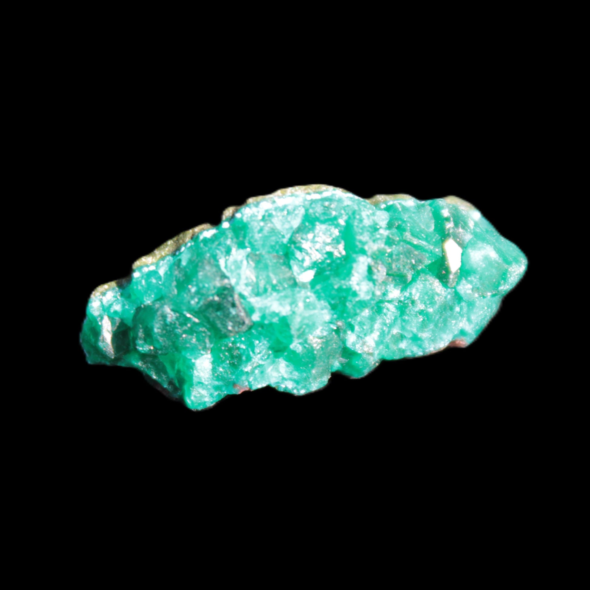 Green Dioptase specimen from the Congo 30*6*14mm 35ct 7.0g in broad sunshine - Rocks and Things Store