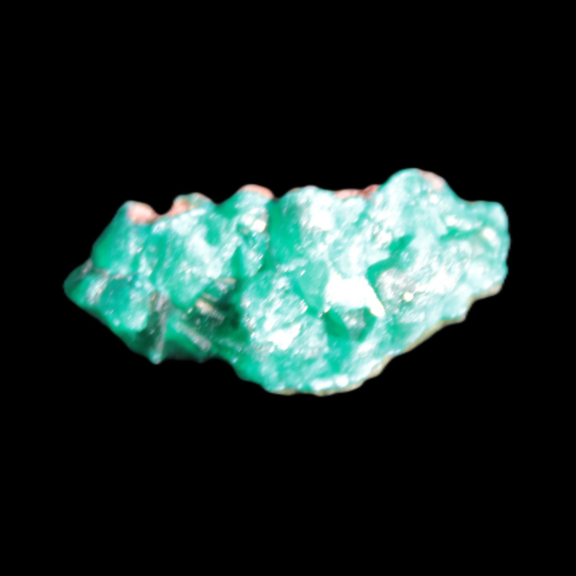 Green Dioptase specimen from the Congo 30*6*14mm 35ct 7.0g in broad sunshine - Rocks and Things Store