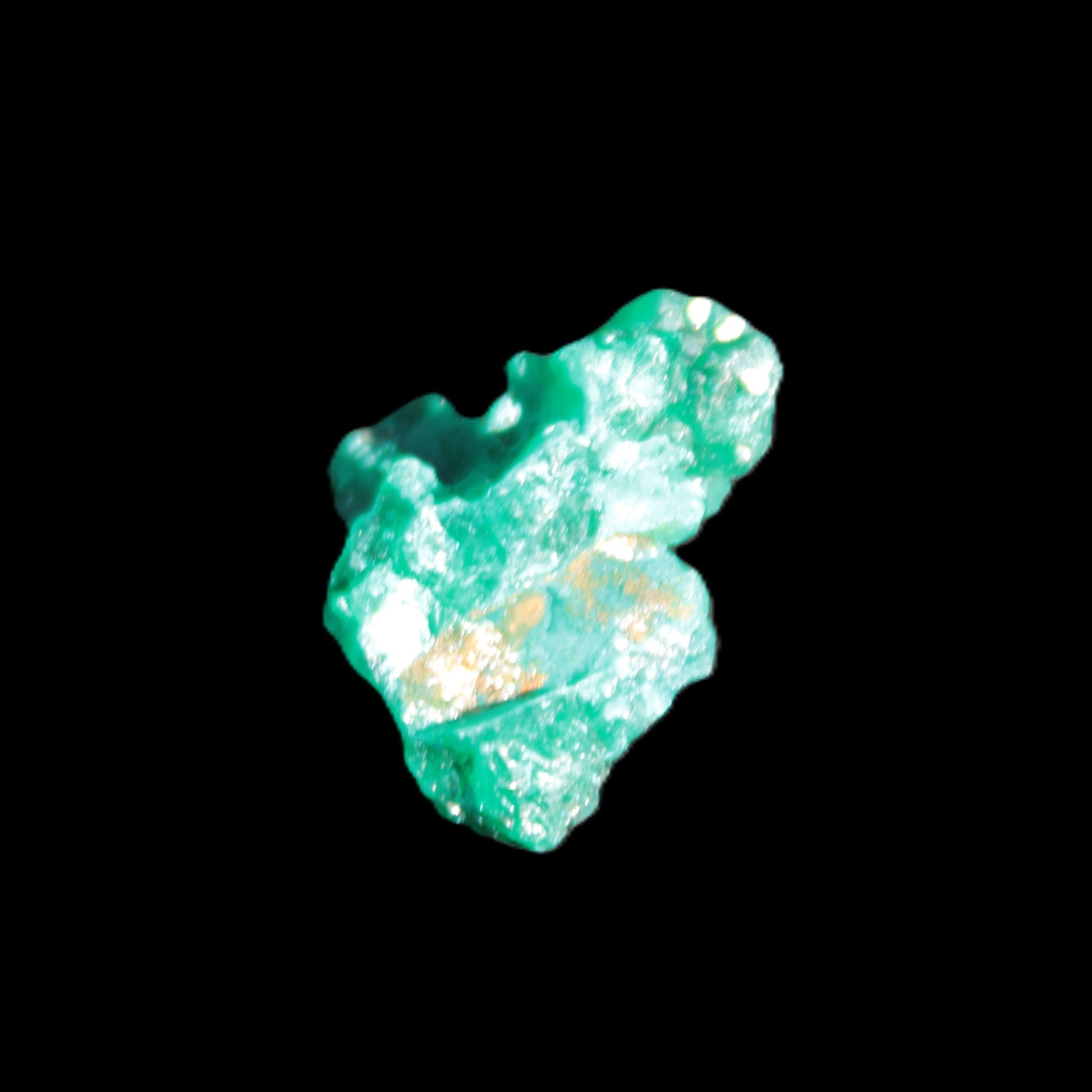 Green Dioptase specimen from the Congo 24*58*18mm 25ct 5.0g in bright sunshine - Rocks and Things Store