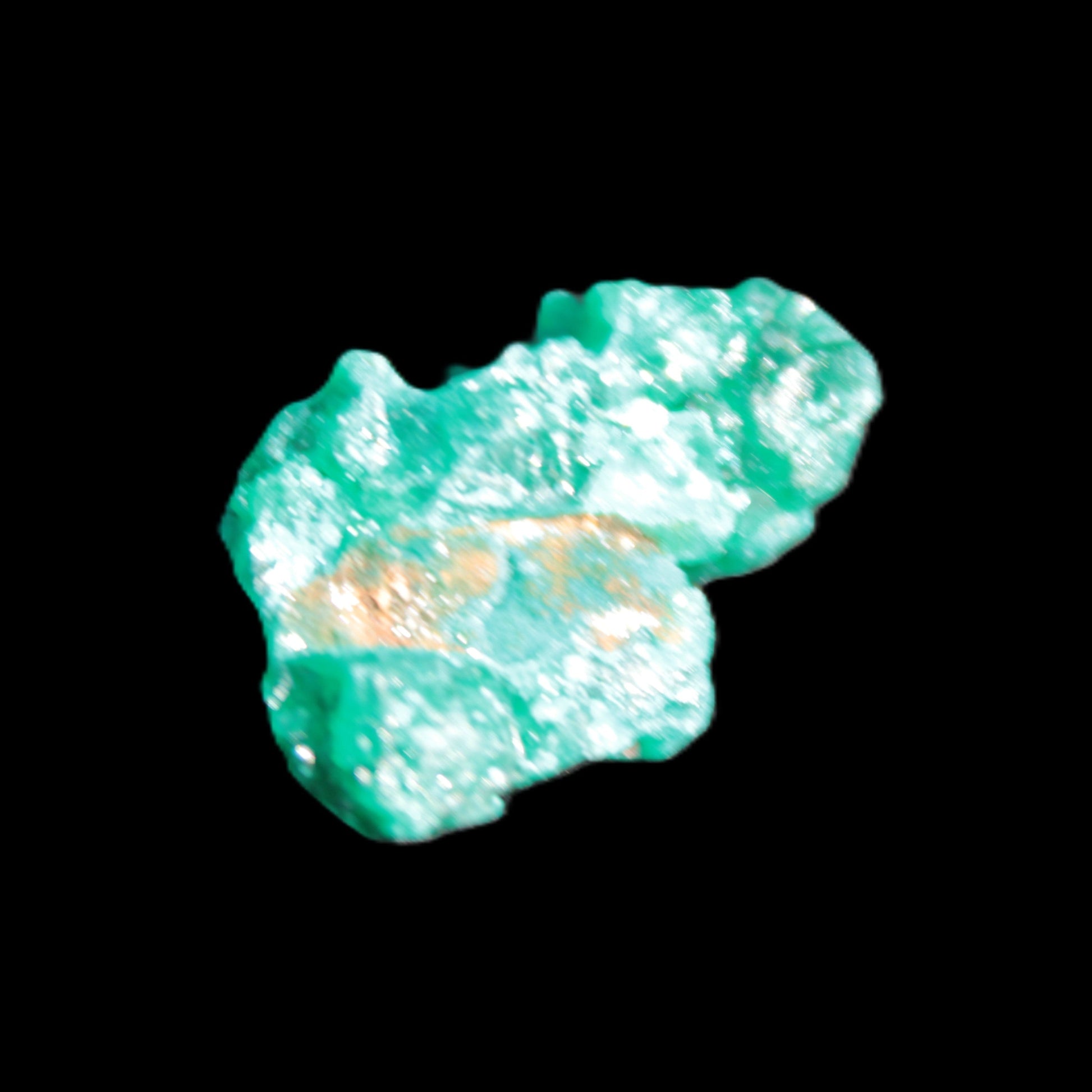 Green Dioptase specimen from the Congo 24*58*18mm 25ct 5.0g in bright sunshine - Rocks and Things Store