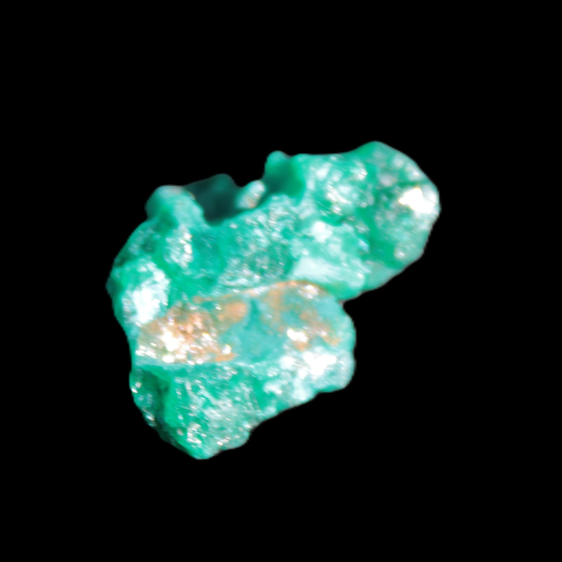 Green Dioptase specimen from the Congo 24*58*18mm 25ct 5.0g in bright sunshine - Rocks and Things Store