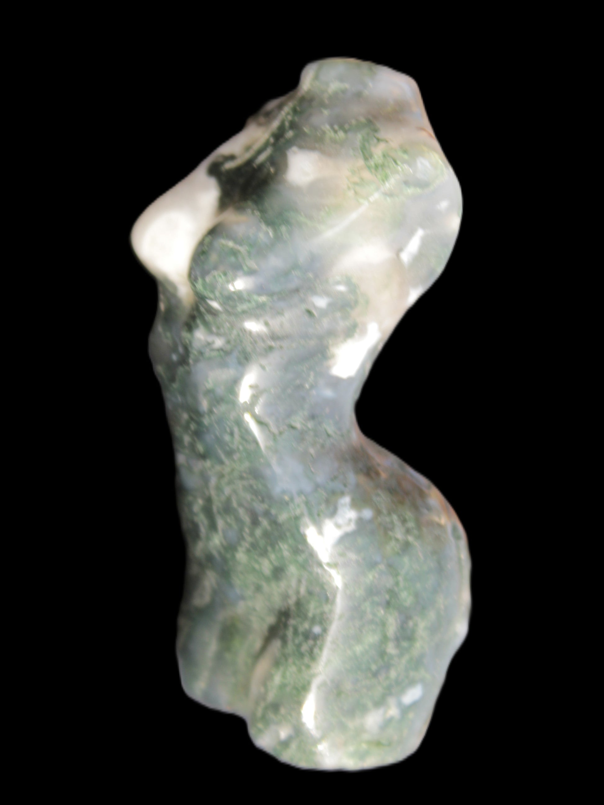 Moss Agate goddess 76*39mm 133g Rocks and Things Store